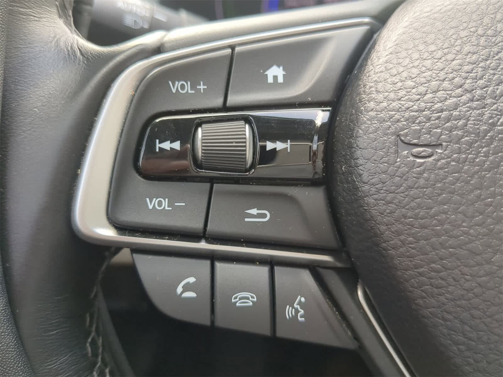 Thumbnail: 2018 Honda Accord - 25