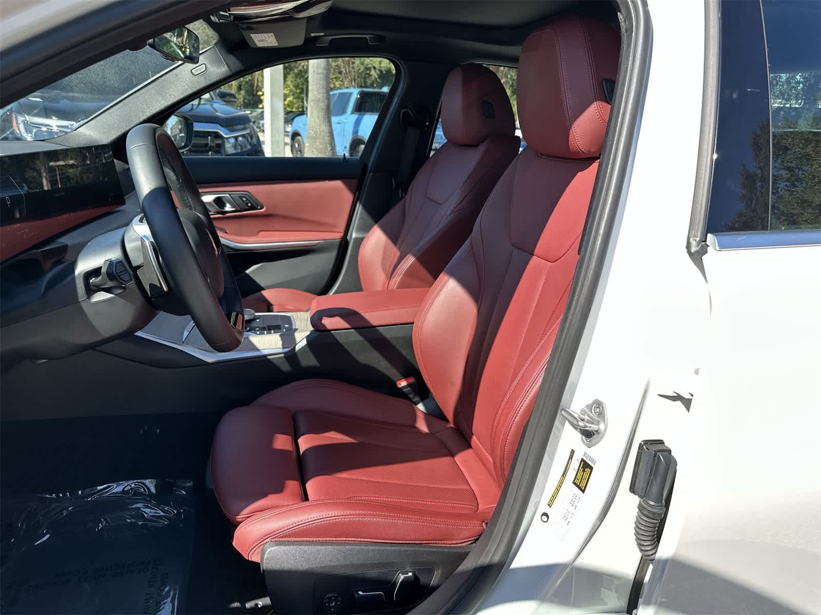 Thumbnail: 2025 BMW 3 Series - 11