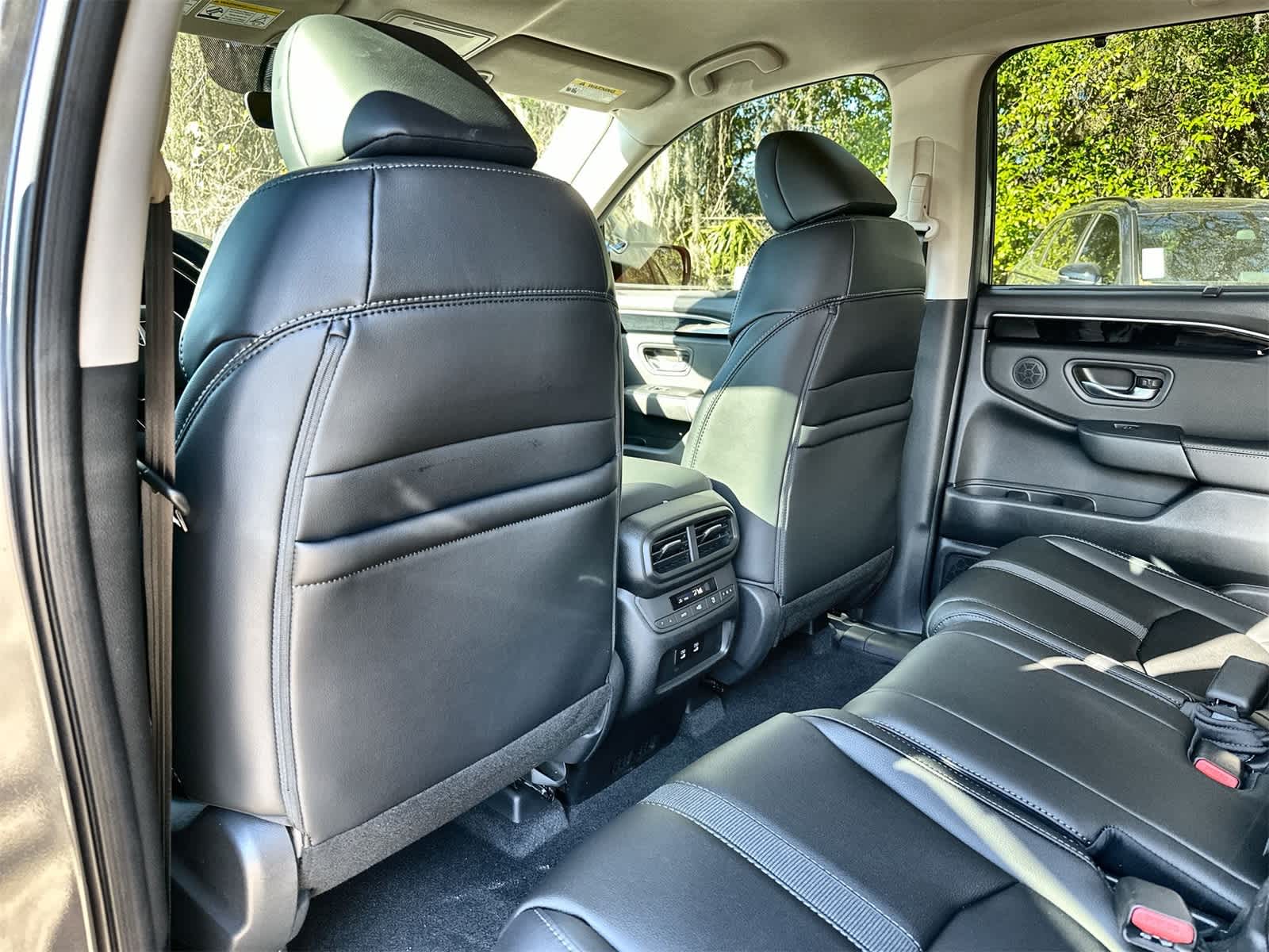 Thumbnail: 2026 Honda Pilot - 11