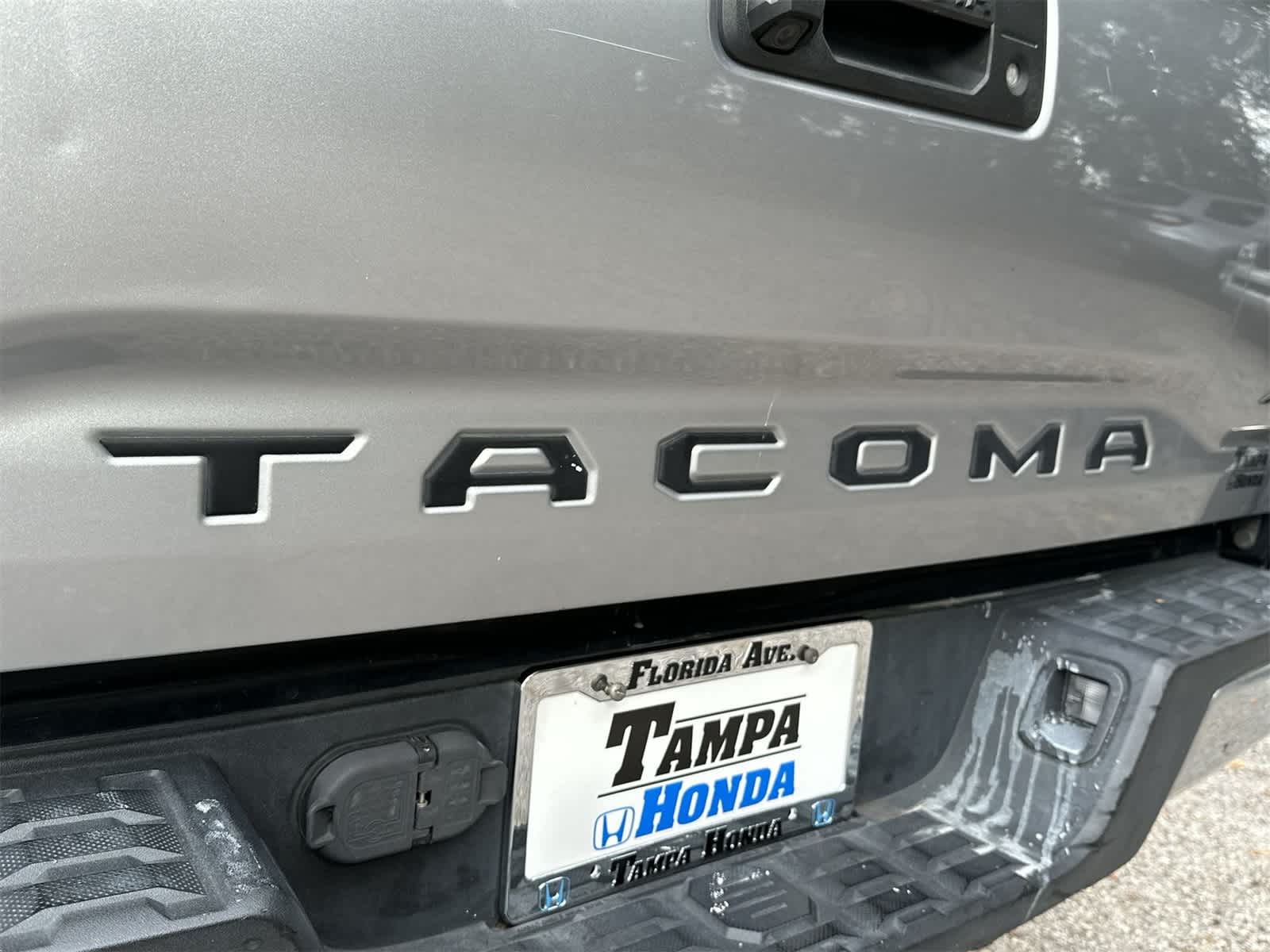 Thumbnail: 2018 Toyota Tacoma - 7