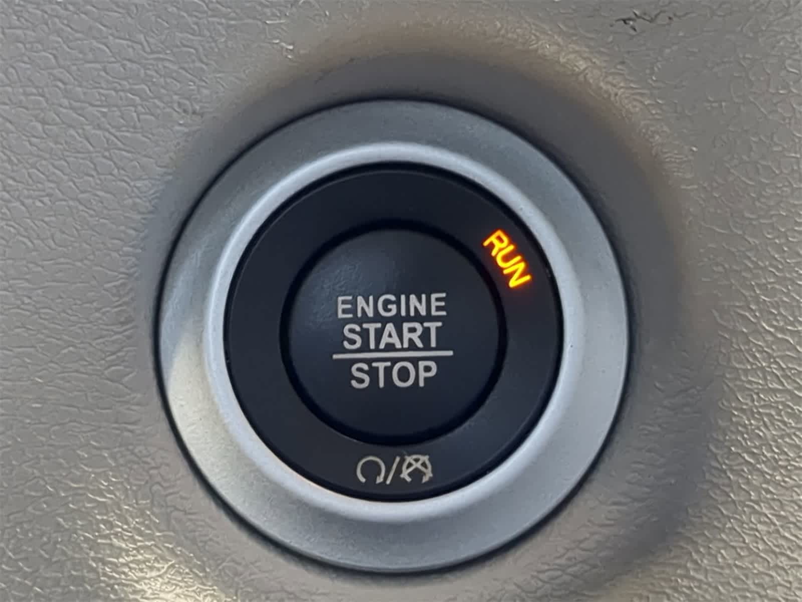 Thumbnail: 2021 Chrysler Voyager - 25