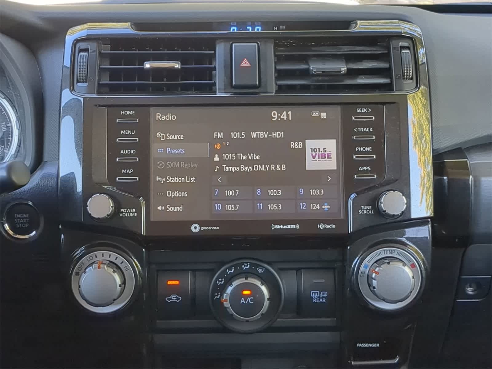 Thumbnail: 2024 Toyota 4Runner - 17
