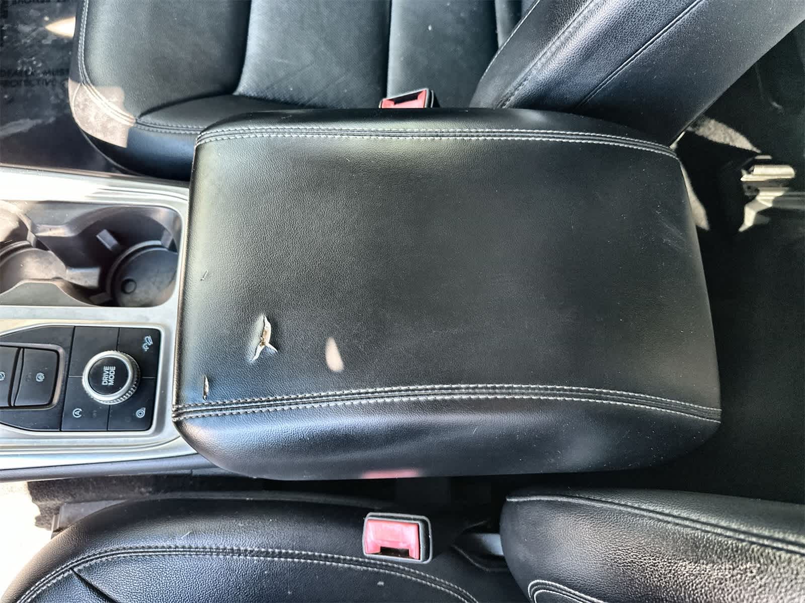 Thumbnail: 2021 Ford Explorer - 16