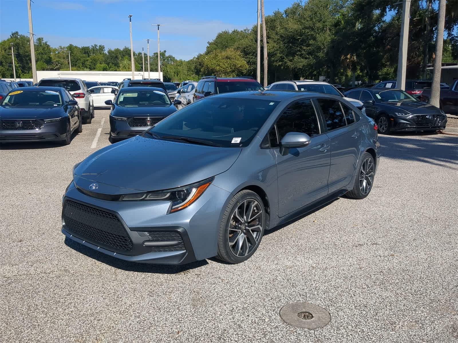 Thumbnail: 2021 Toyota Corolla - 3