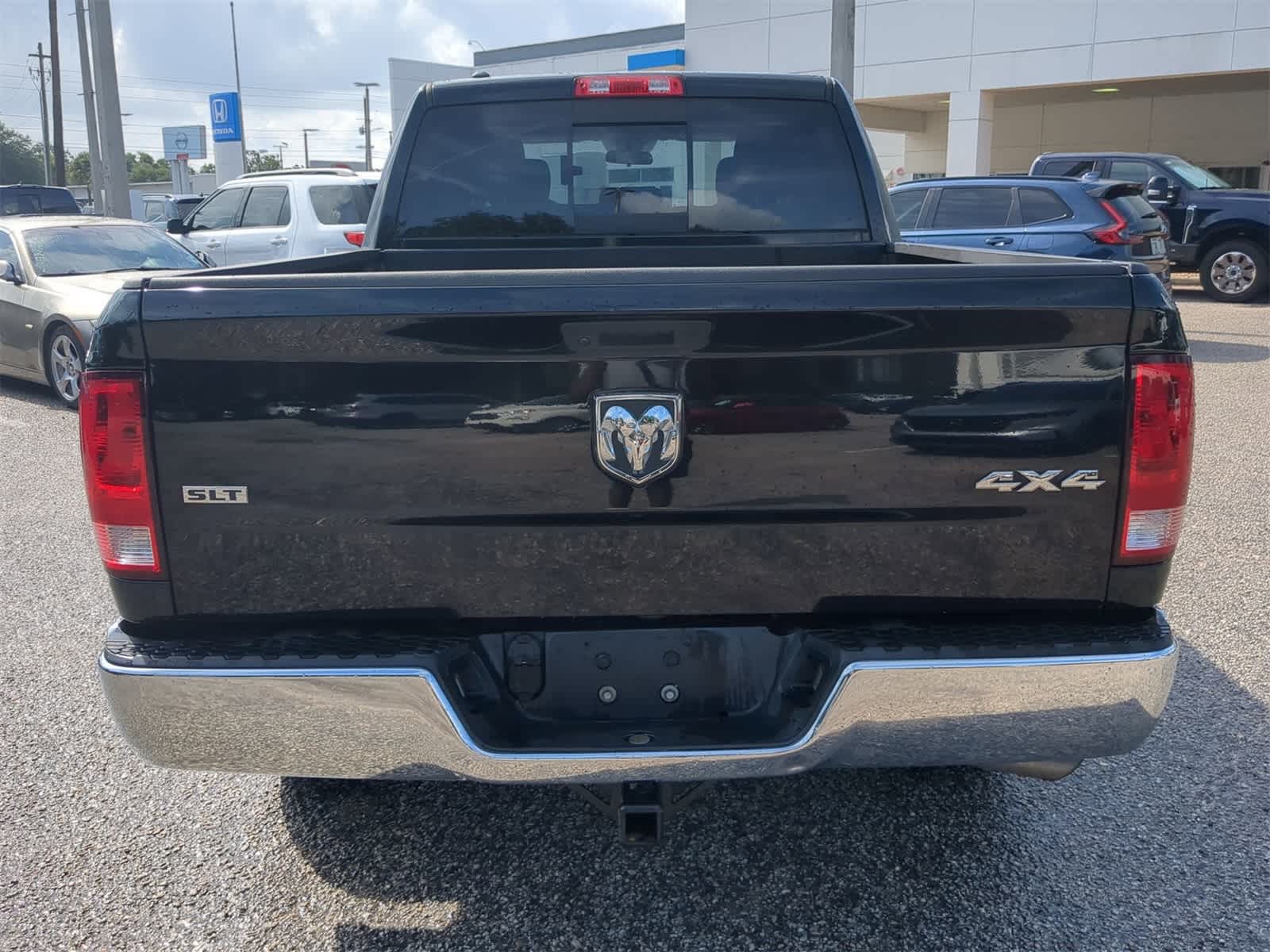 Thumbnail: 2020 RAM 1500 Classic - 5