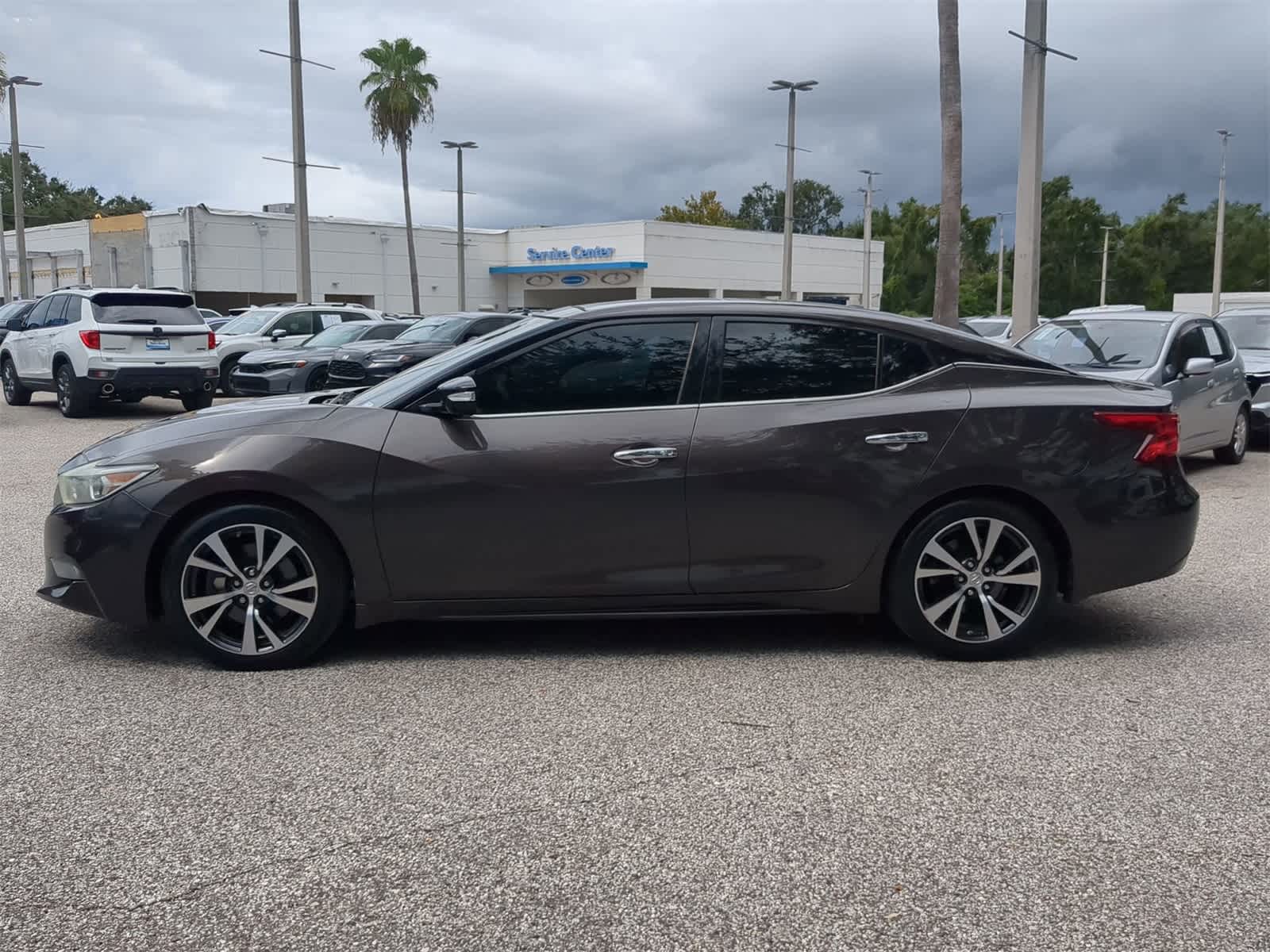 Thumbnail: 2016 Nissan Maxima - 3