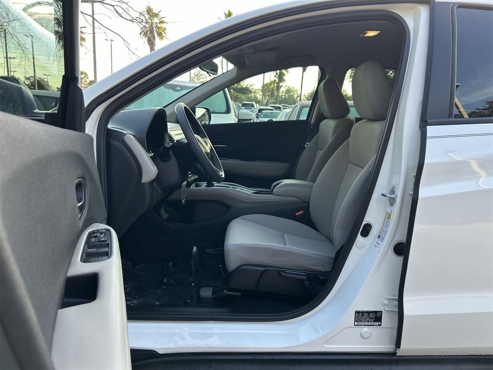 Thumbnail: 2022 Honda HR-V - 2