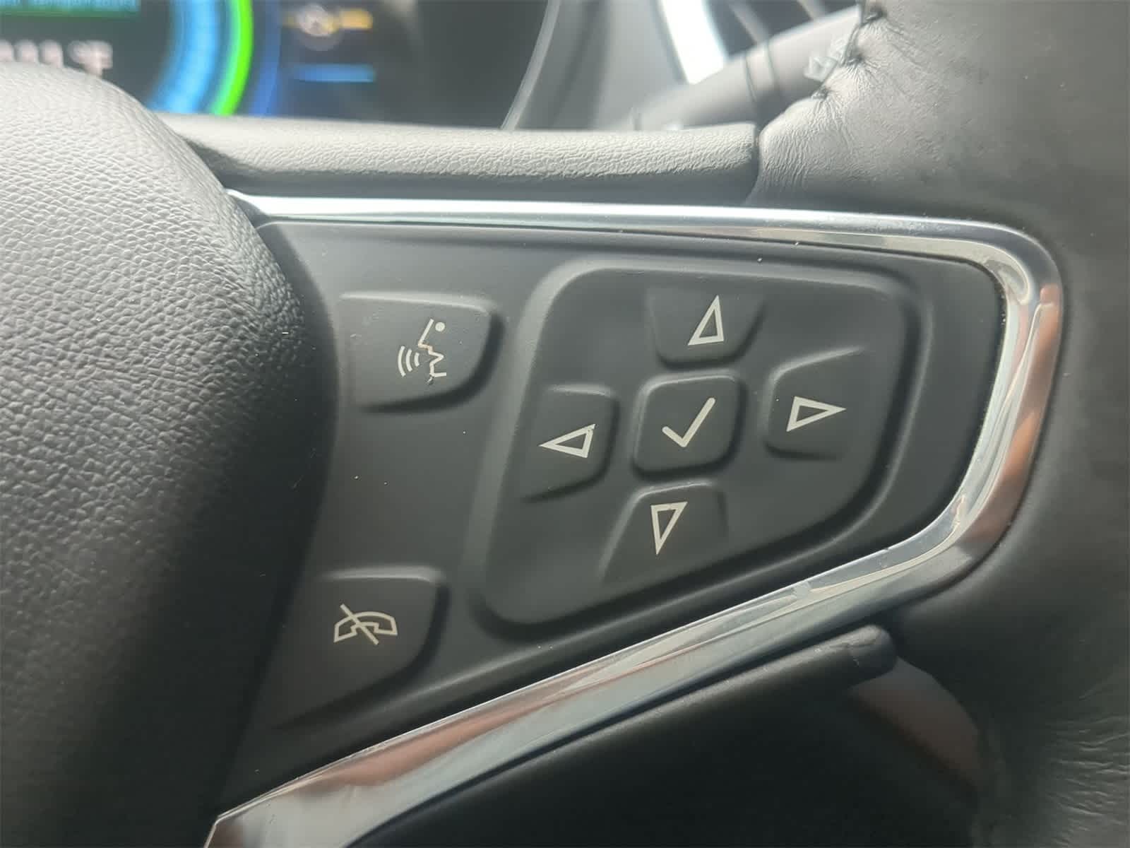 Thumbnail: 2017 Chevrolet Volt - 24