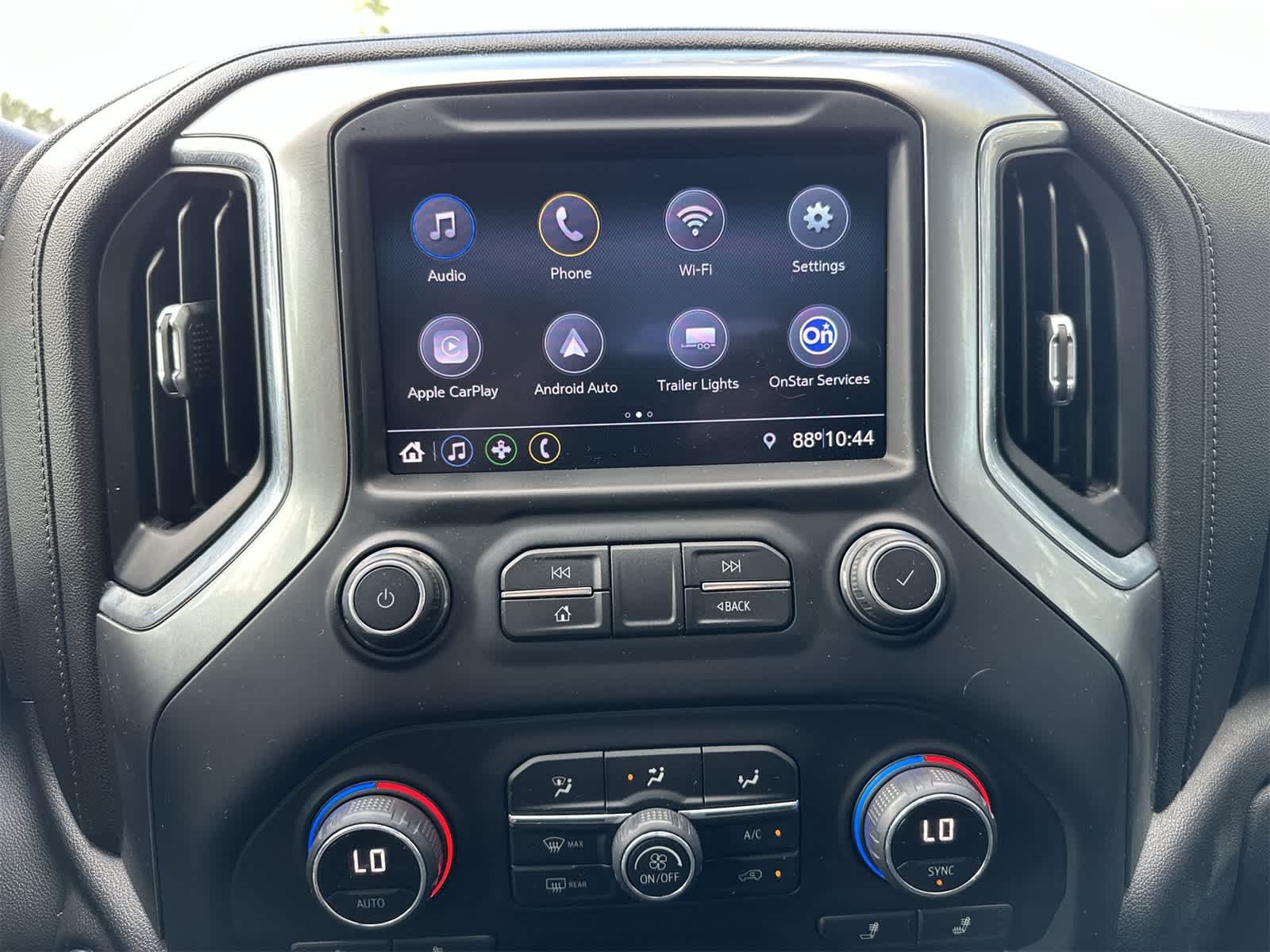 Thumbnail: 2020 Chevrolet Silverado 1500 - 4