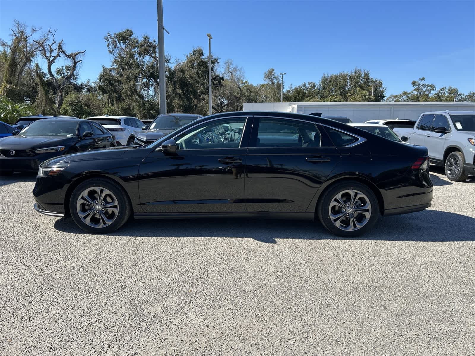 Thumbnail: 2023 Honda Accord - 3