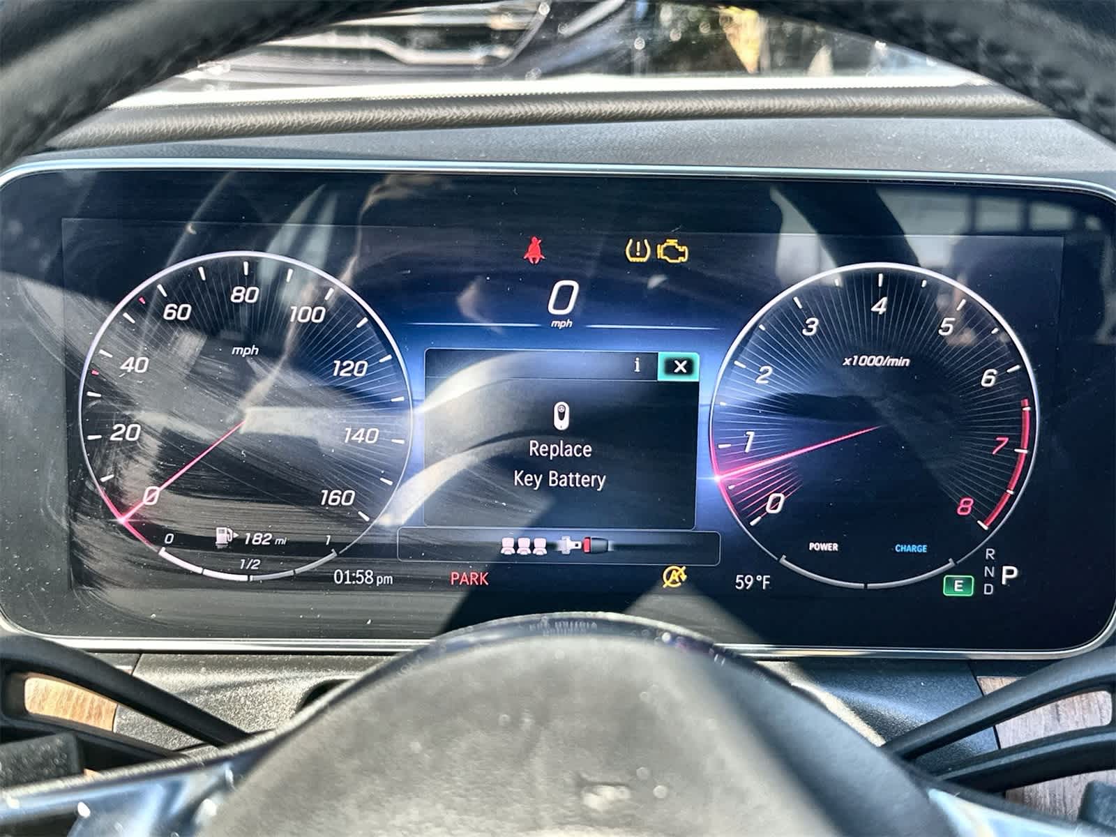 Thumbnail: 2023 Mercedes-Benz C-Class - 18