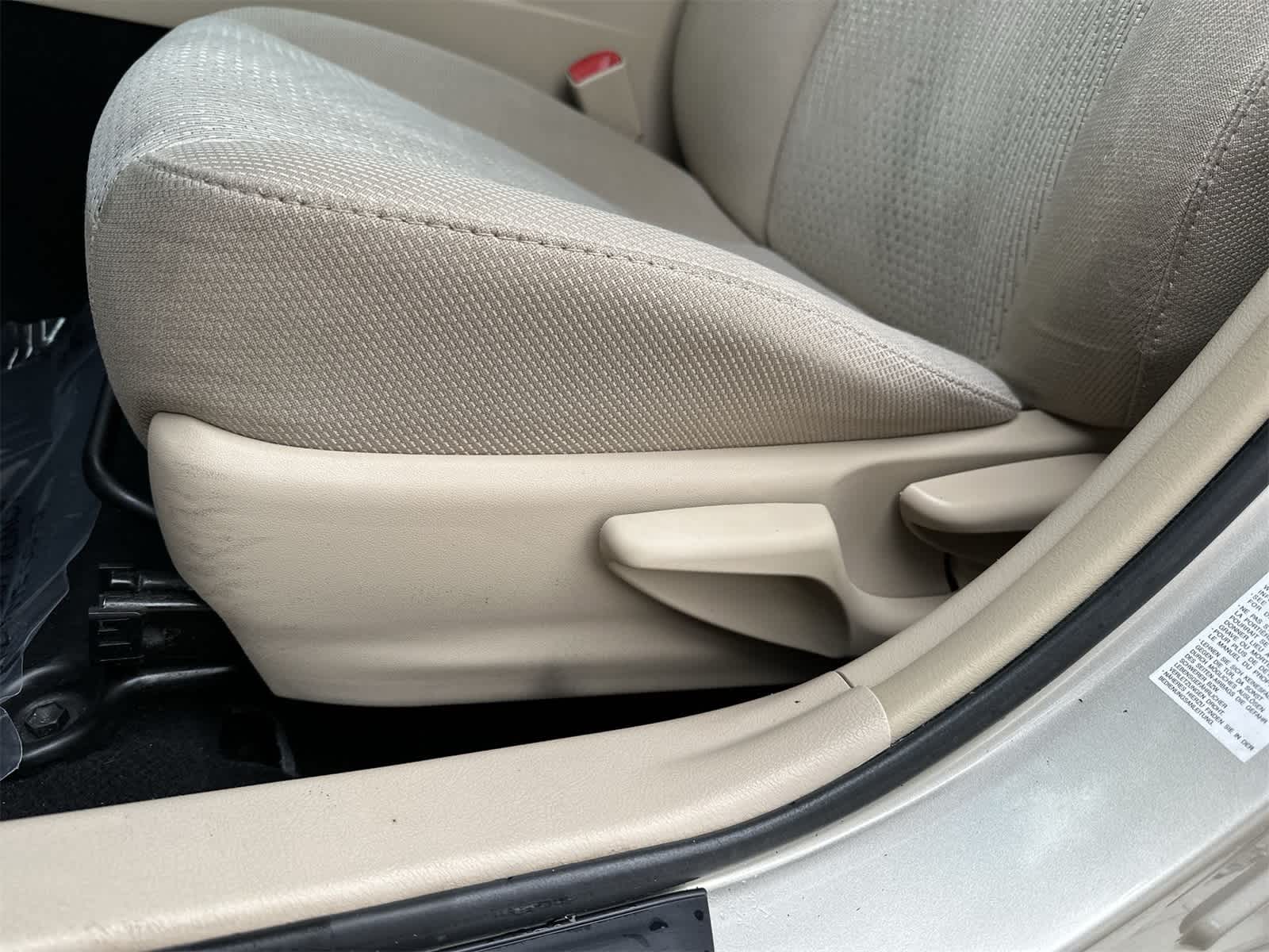 Thumbnail: 2014 Toyota Camry - 6