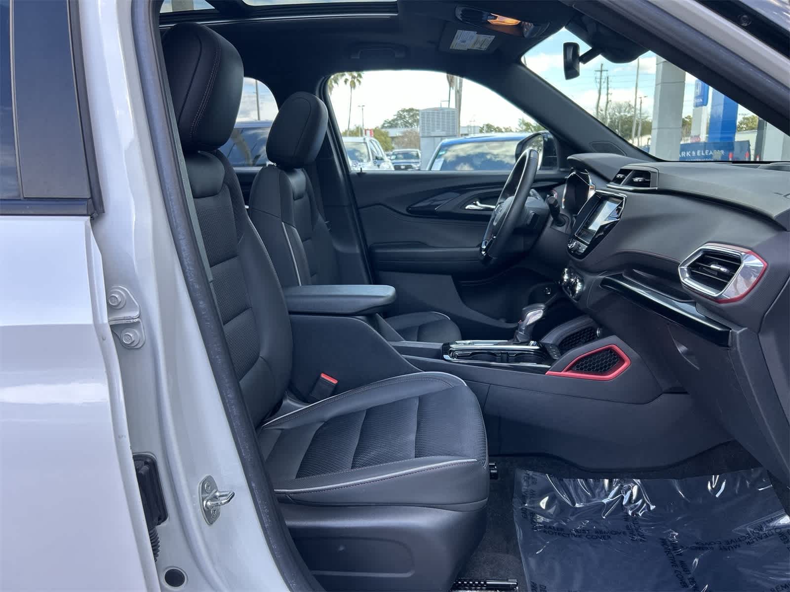 Thumbnail: 2022 Chevrolet TrailBlazer - 14