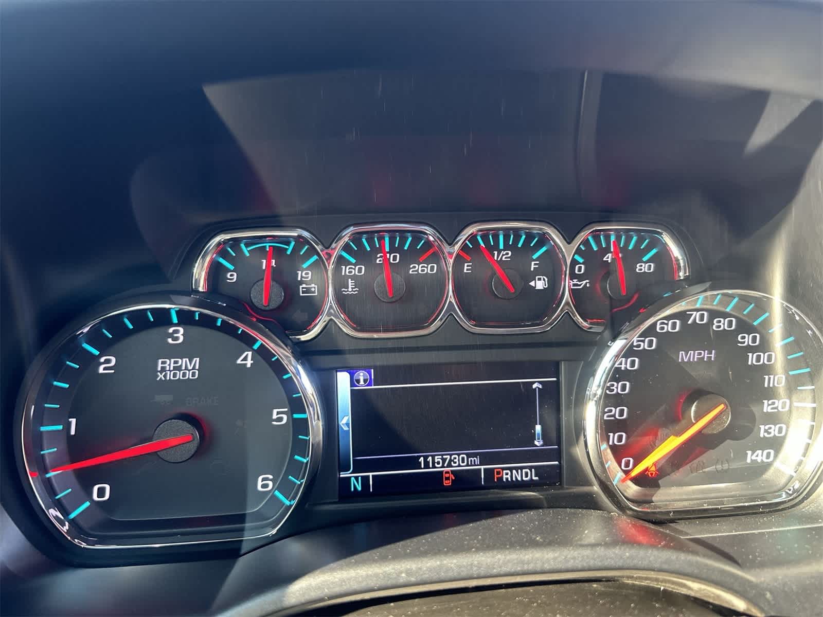 Thumbnail: 2018 Chevrolet Silverado 1500 - 16