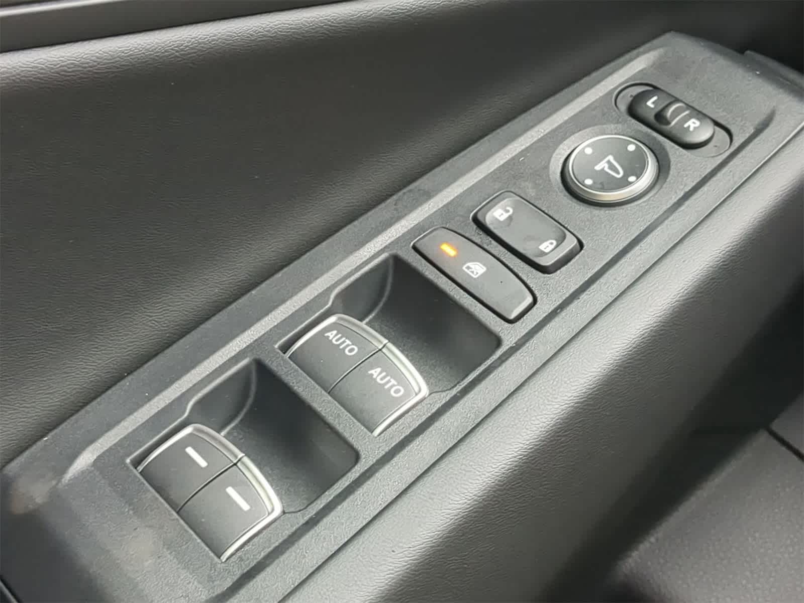 2025 Honda Accord SE 23