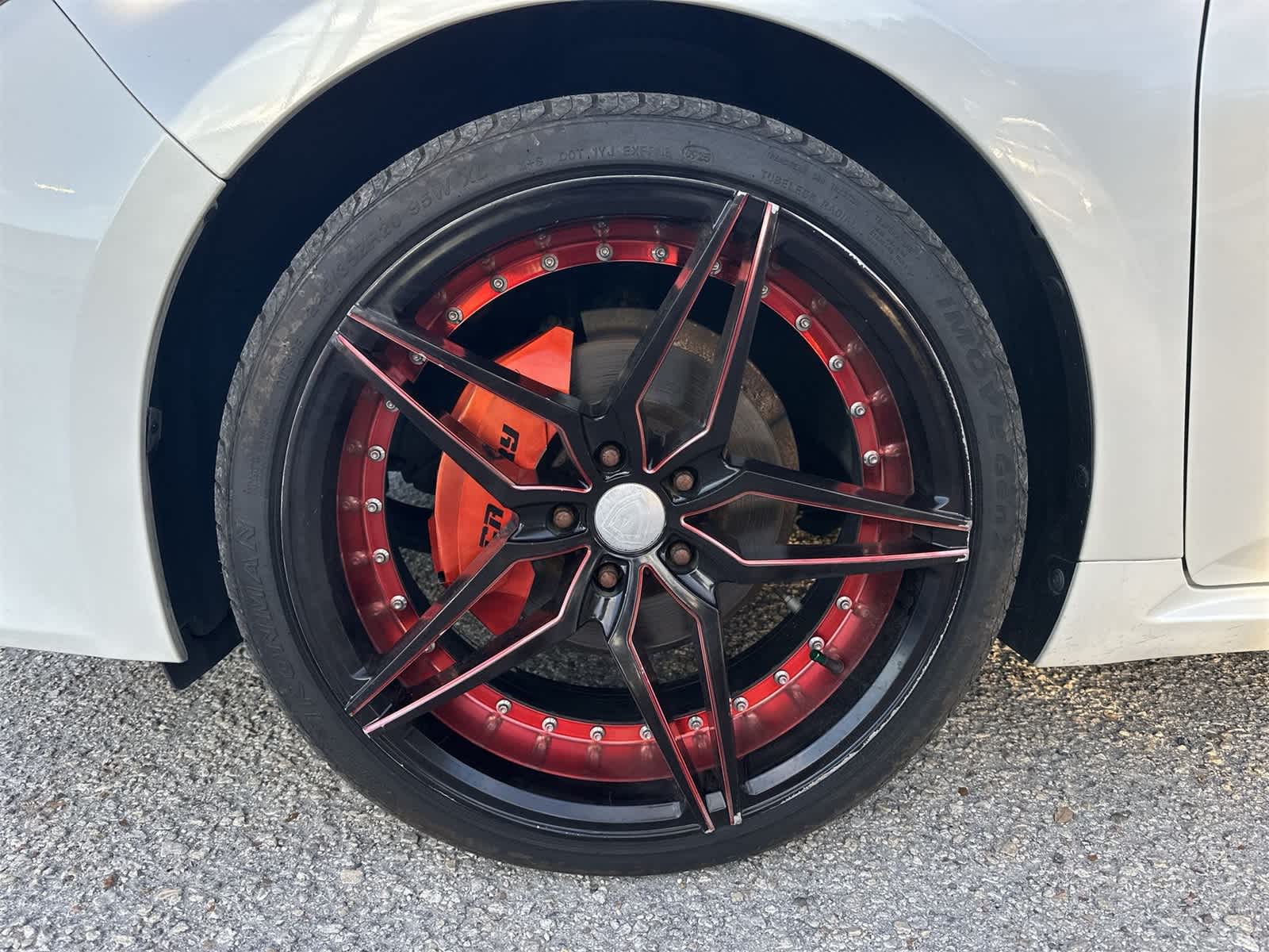 Thumbnail: 2013 Toyota Avalon - 11