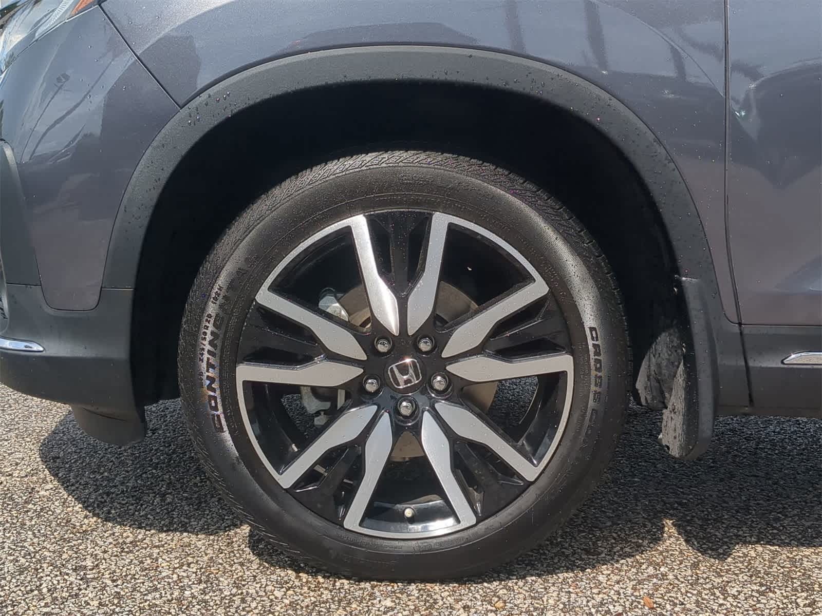 Thumbnail: 2019 Honda Pilot - 11