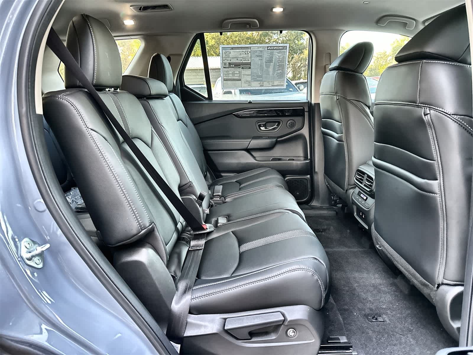 Thumbnail: 2026 Honda Pilot - 13