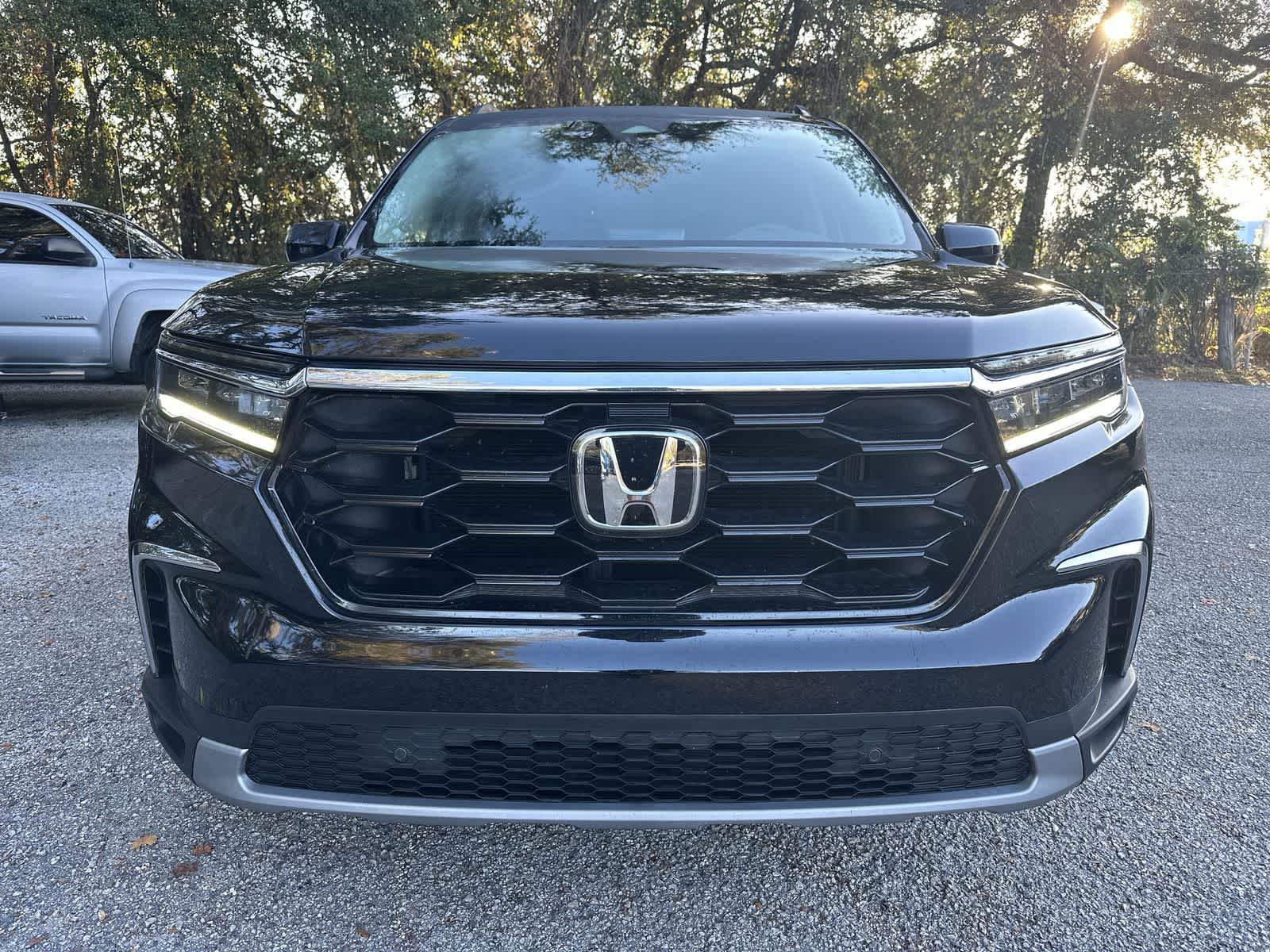 Thumbnail: 2025 Honda Pilot - 6