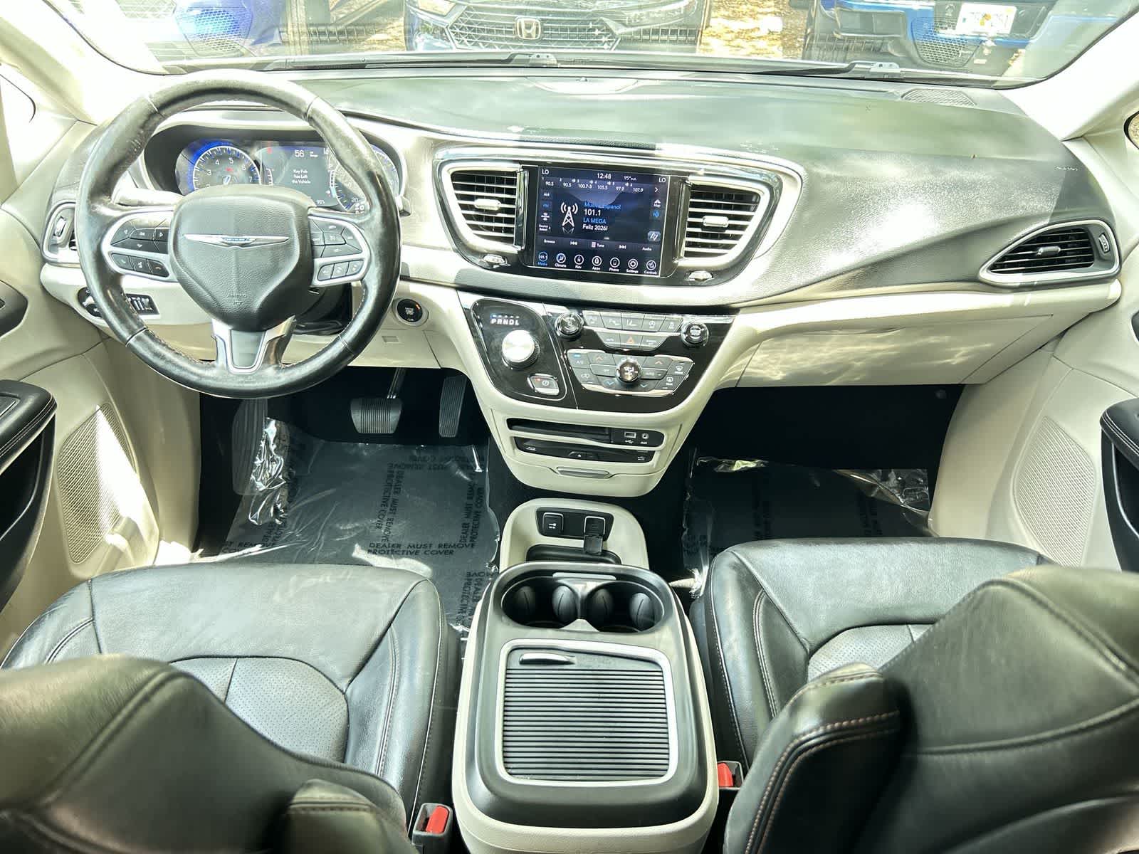 Thumbnail: 2020 Chrysler Pacifica - 15