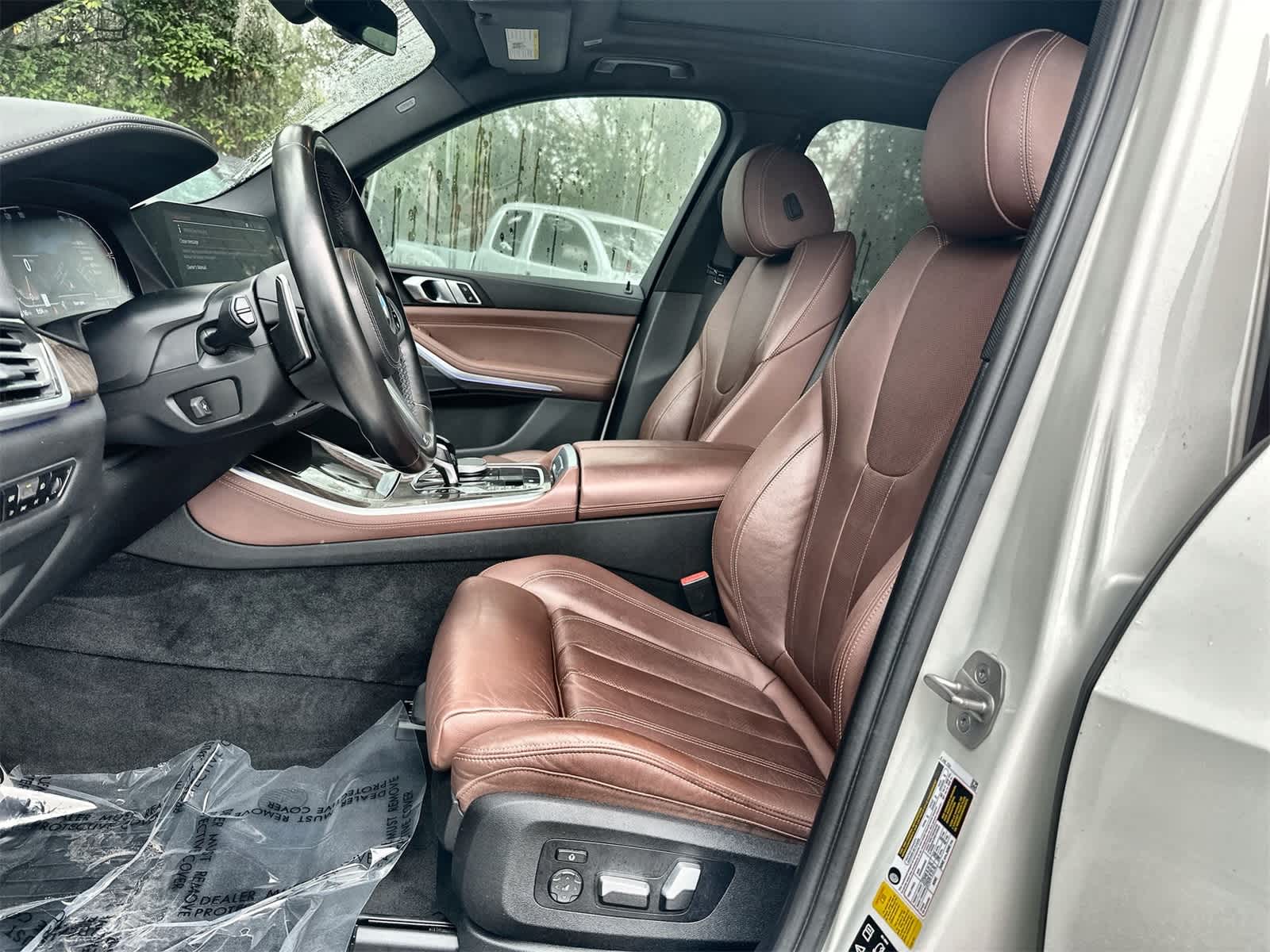 Thumbnail: 2022 BMW X5 - 11