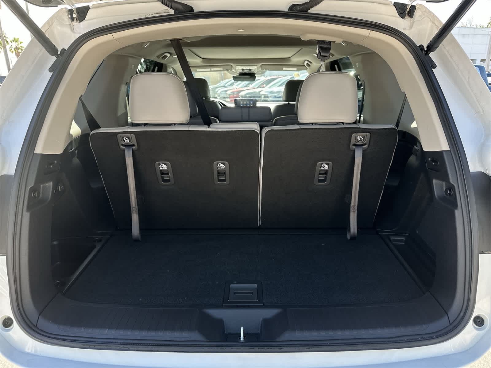 Thumbnail: 2023 Honda Pilot - 13