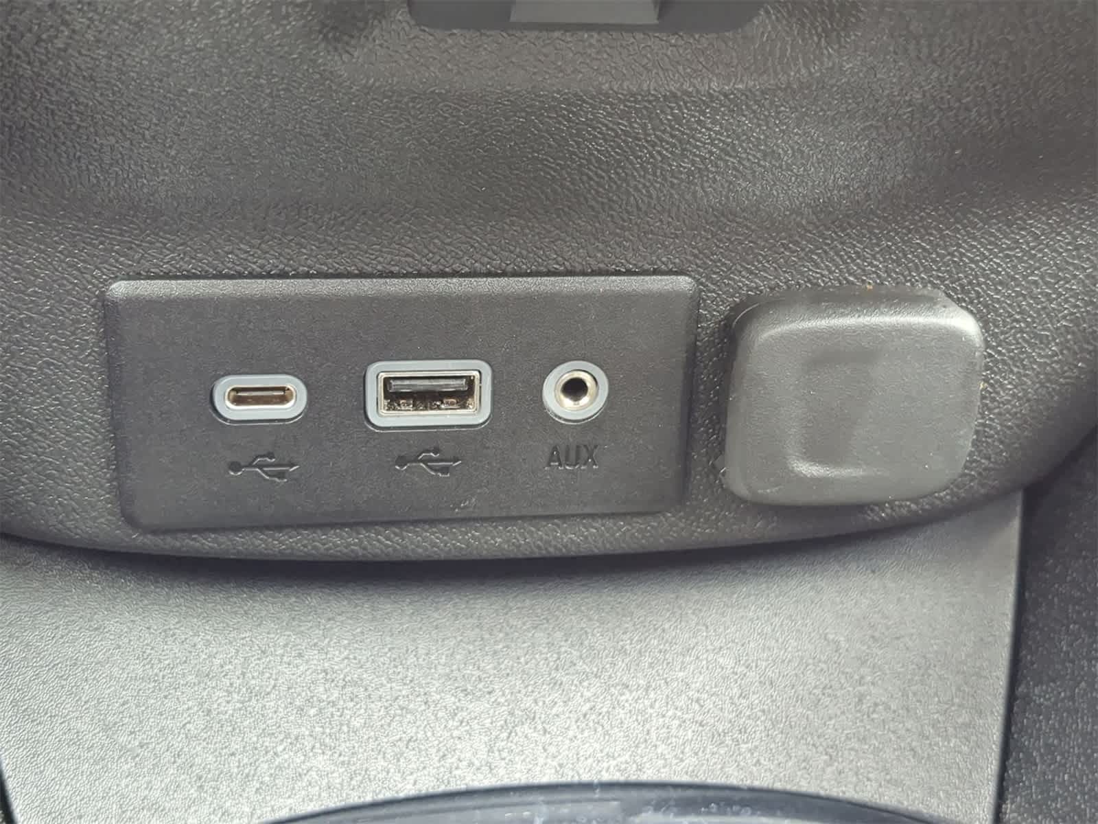 Thumbnail: 2024 Chevrolet Malibu - 20