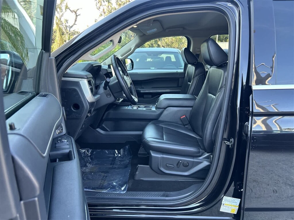 Used 2024 Ford Expedition Max XLT SUV