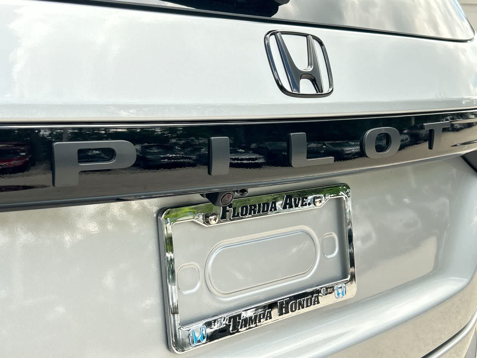 Thumbnail: 2026 Honda Pilot - 8