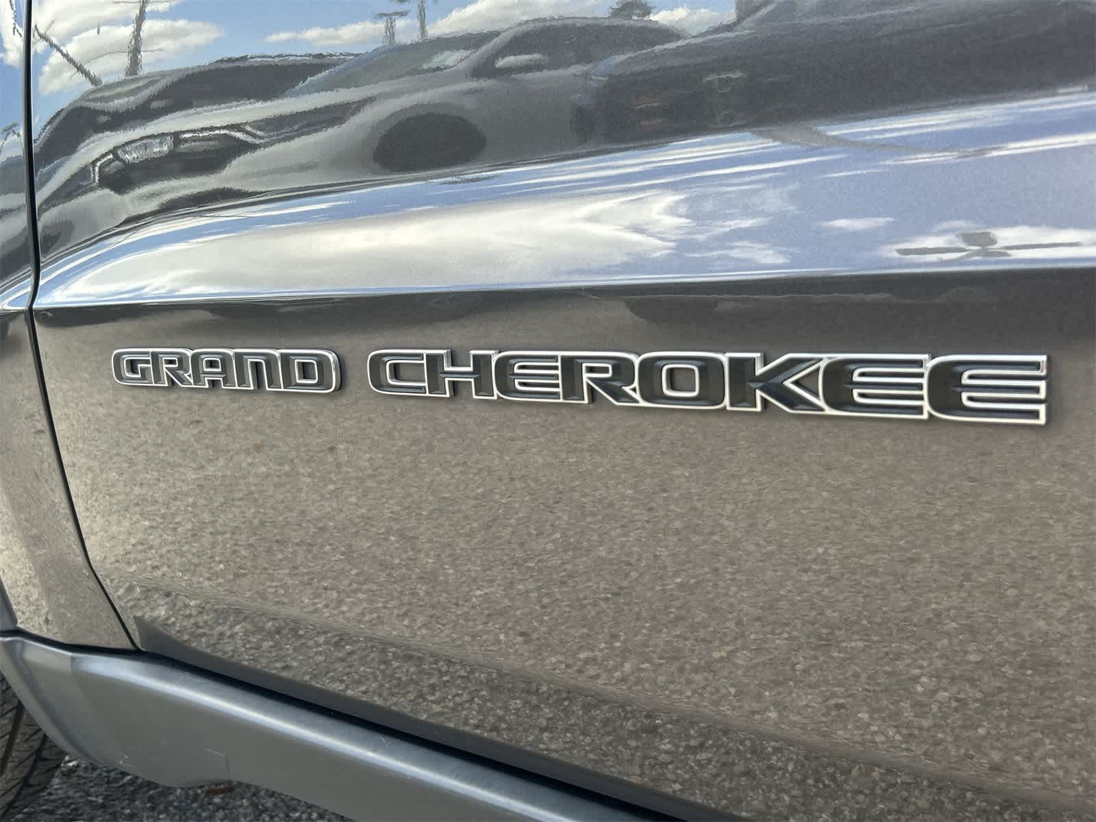 Thumbnail: 2021 Jeep Grand Cherokee - 10