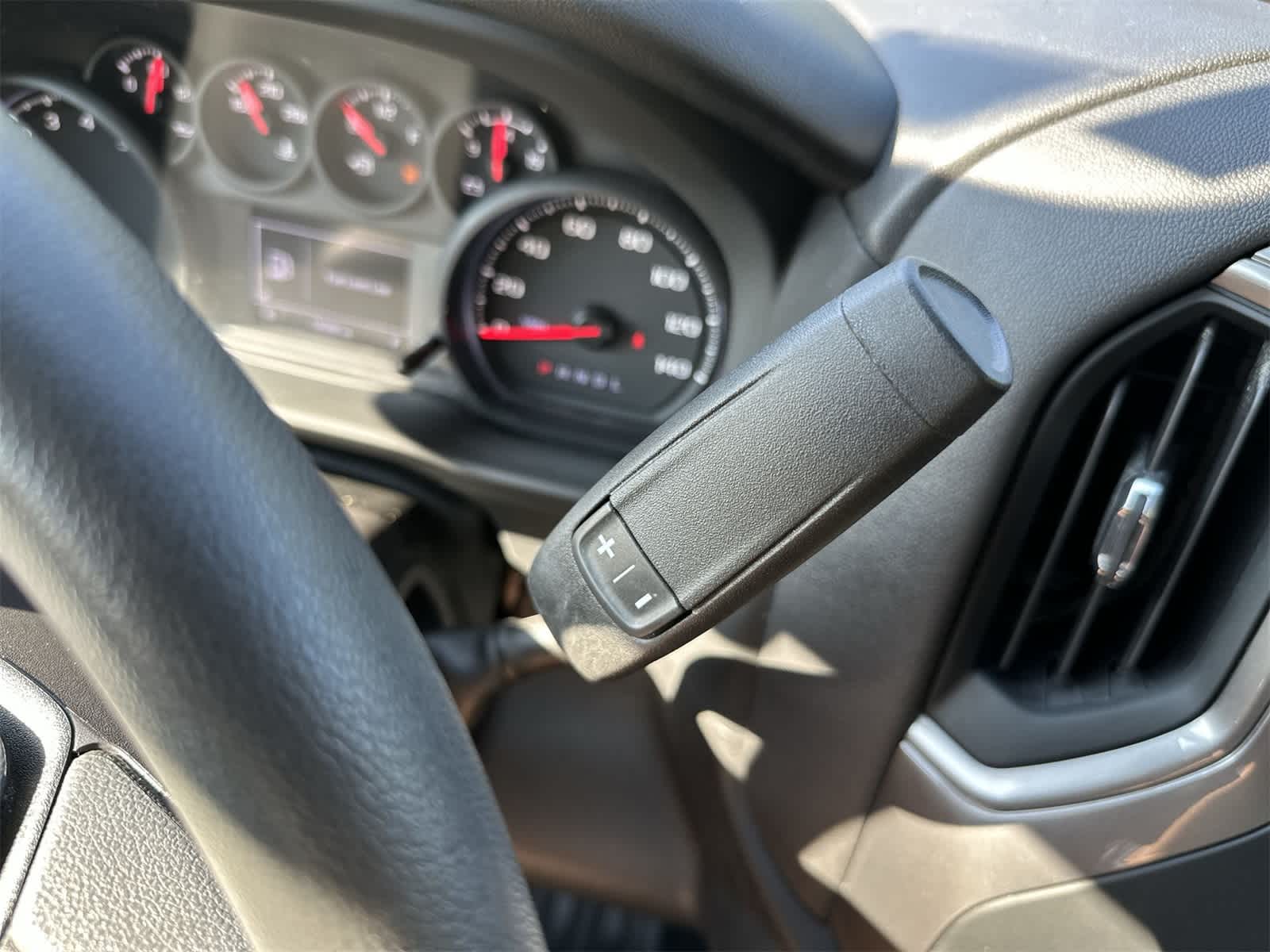 Thumbnail: 2024 Chevrolet Silverado 1500 - 16