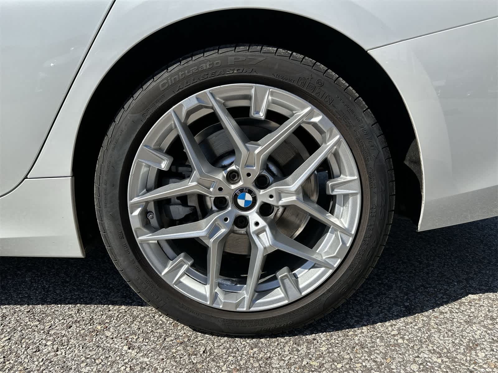 Thumbnail: 2025 BMW 3 Series - 8