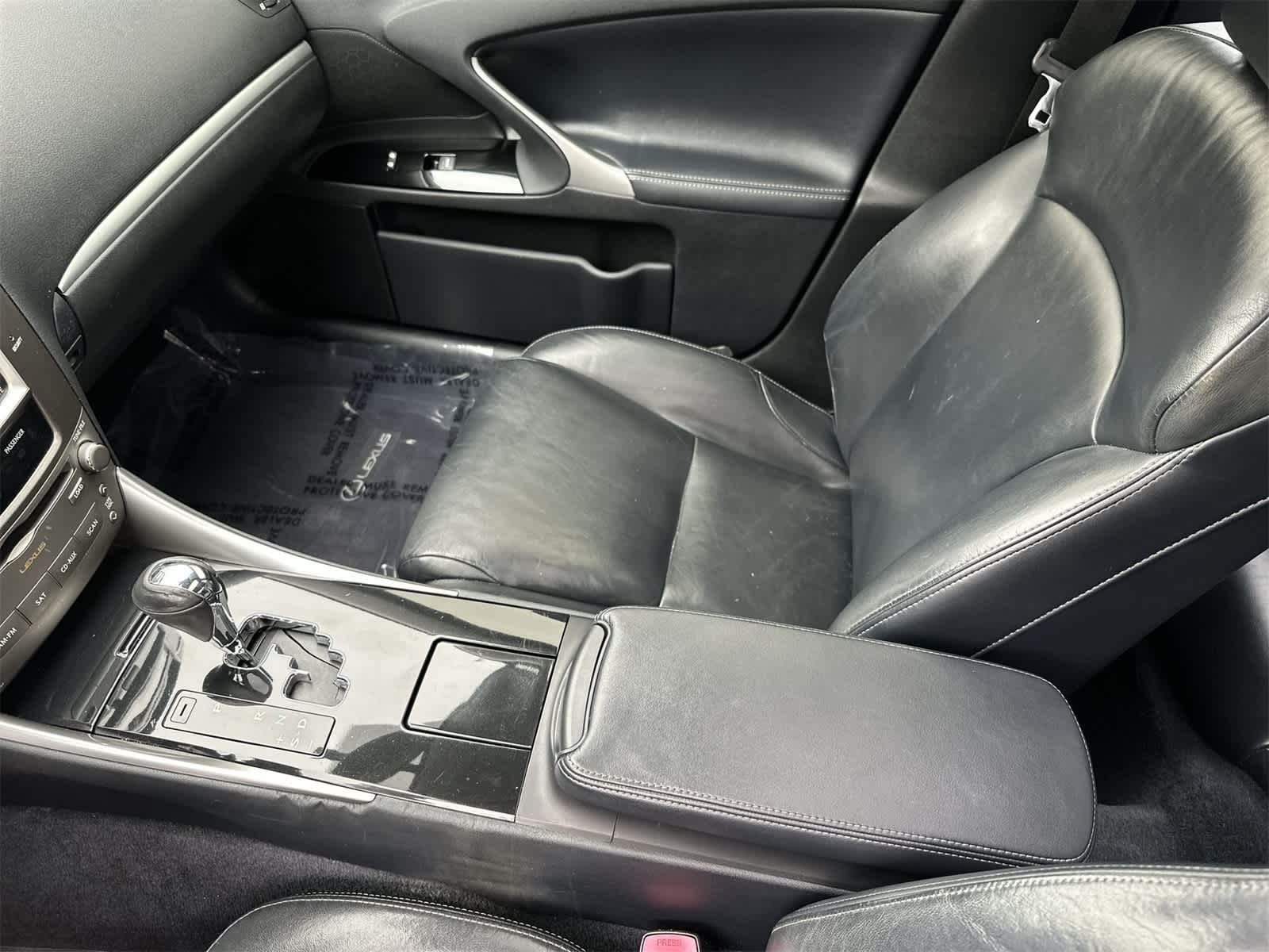 Thumbnail: 2013 Lexus IS - 16