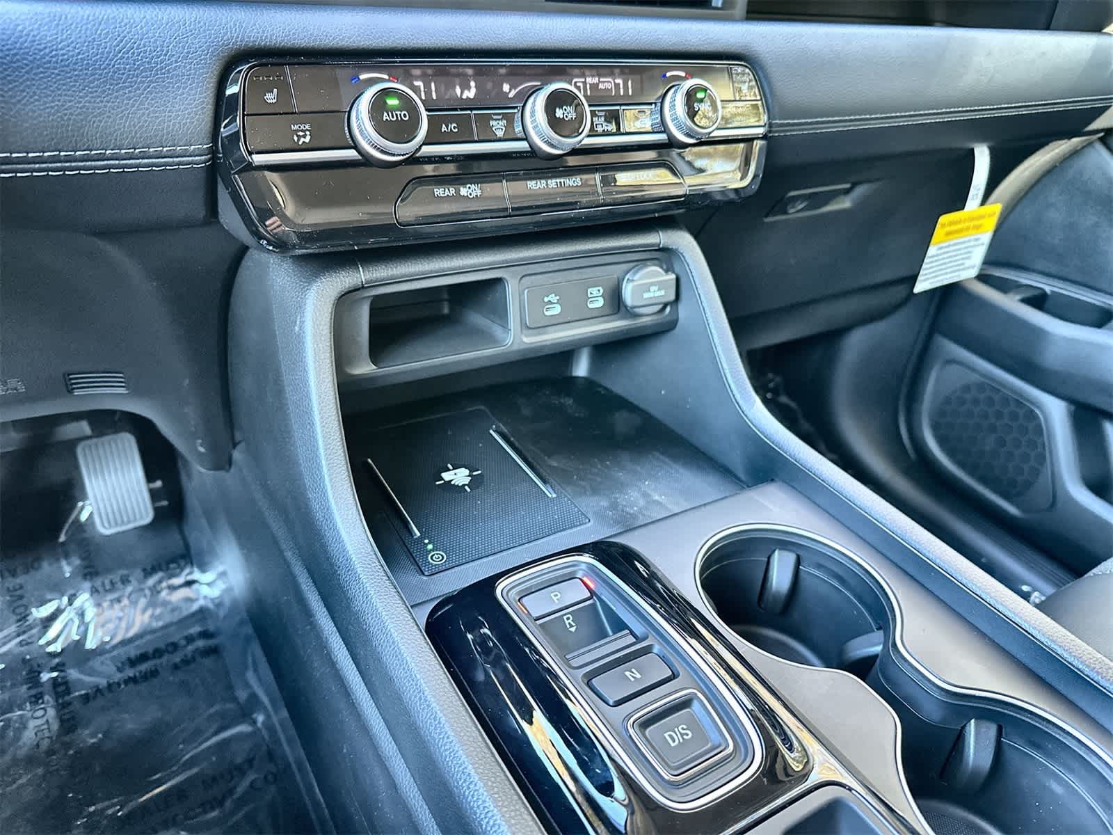 Thumbnail: 2026 Honda Pilot - 16