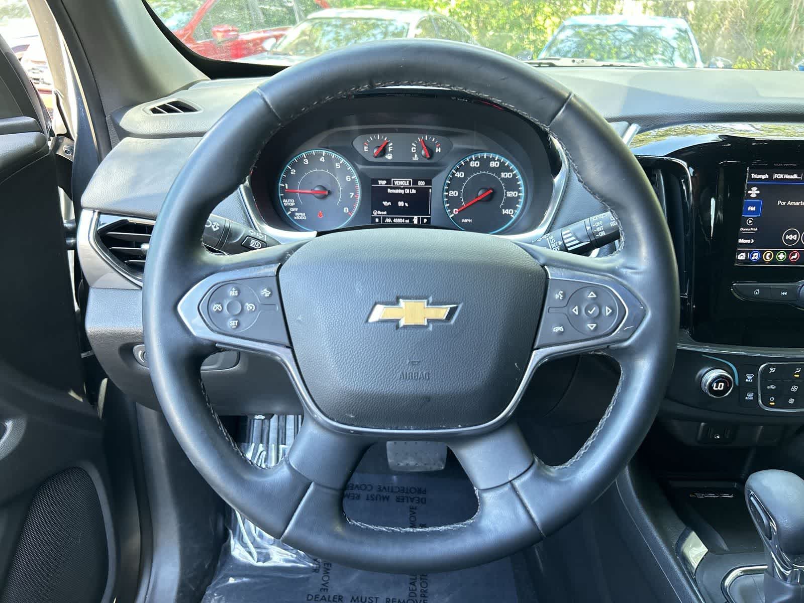 Thumbnail: 2023 Chevrolet Traverse - 16