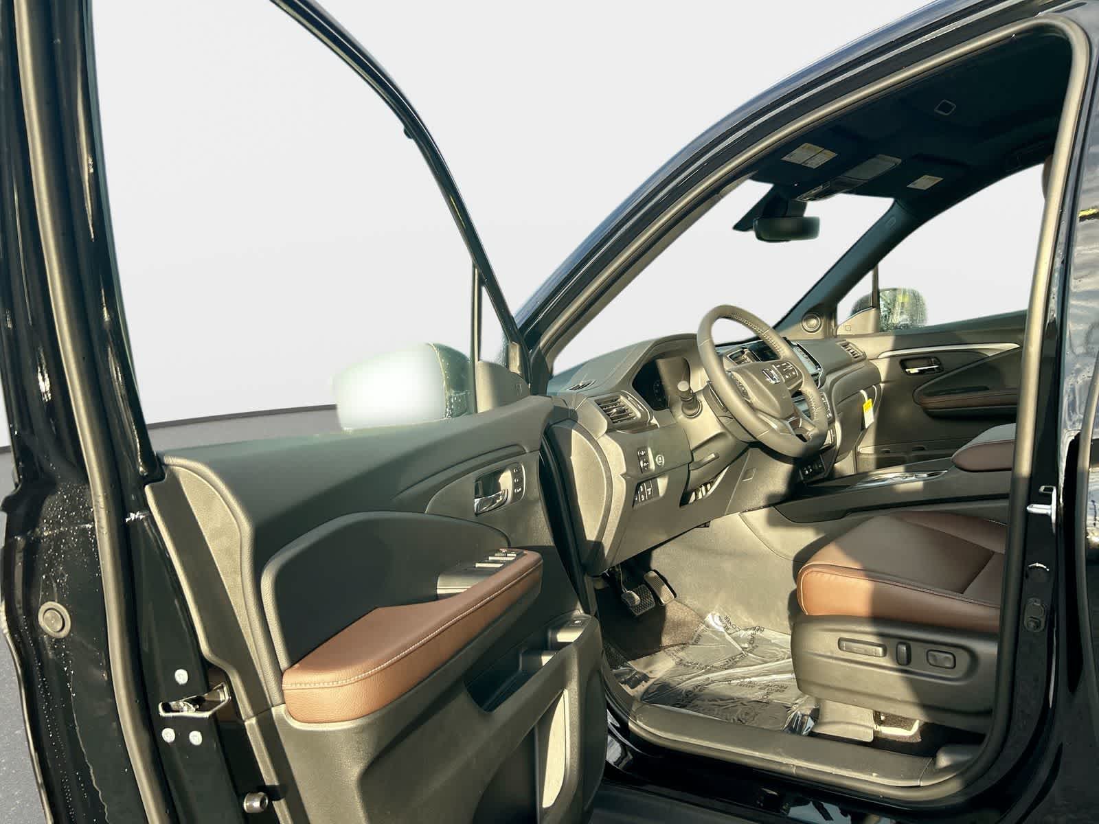 Thumbnail: 2026 Honda Ridgeline - 9