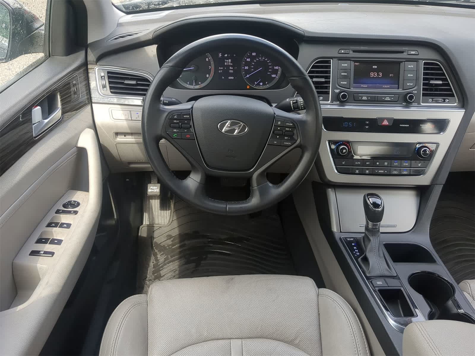 Thumbnail: 2015 Hyundai Sonata - 15