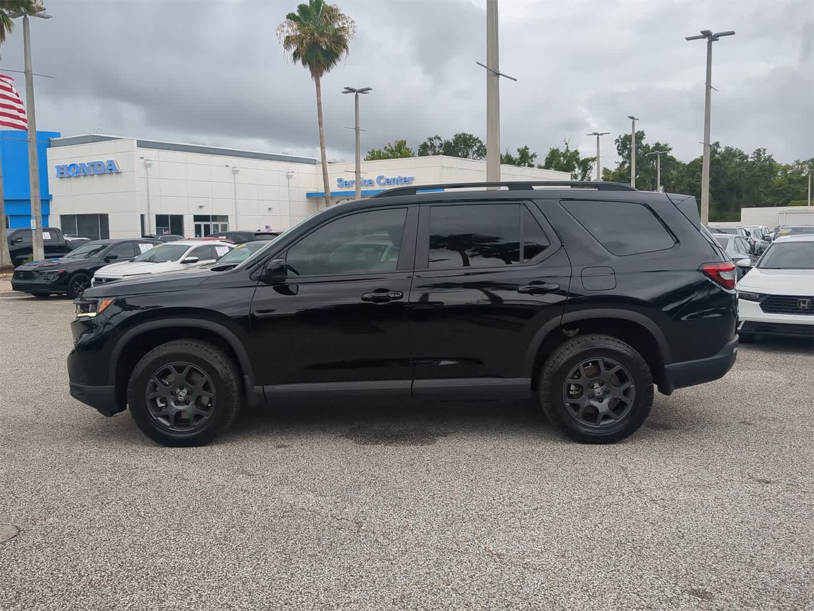 Thumbnail: 2024 Honda Pilot - 3