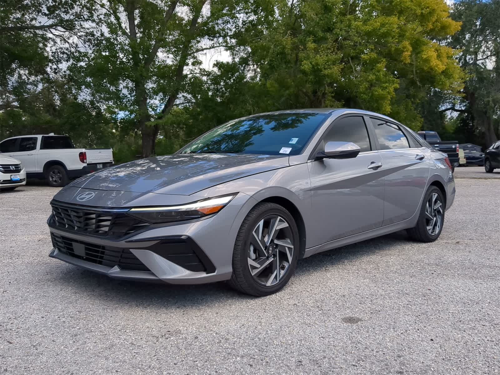 Thumbnail: 2025 Hyundai Elantra - 2