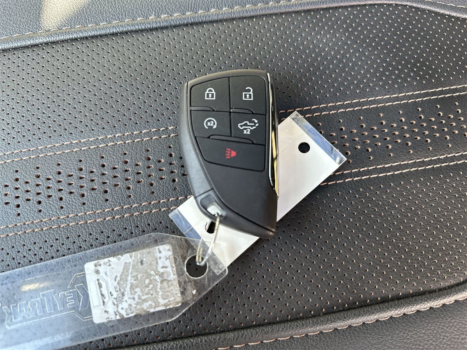 Thumbnail: 2025 Chevrolet Silverado 1500 - 19