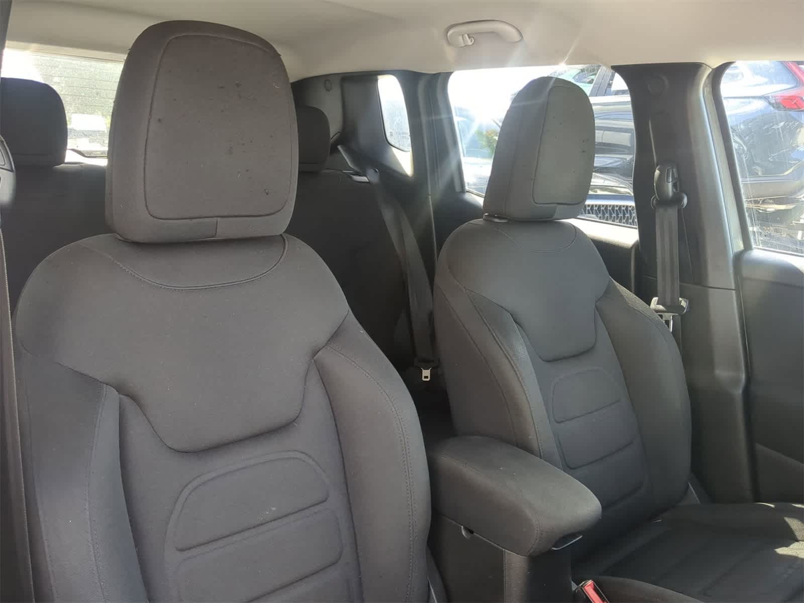Thumbnail: 2021 Jeep Renegade - 7