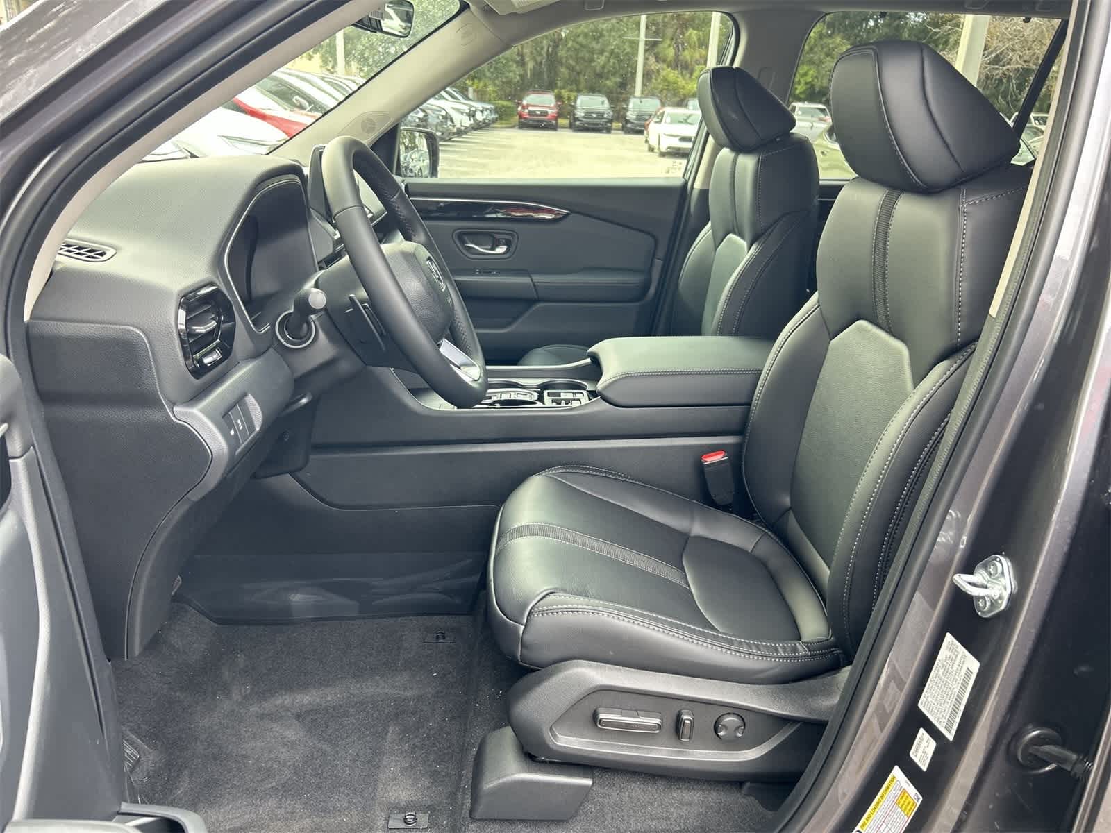 Thumbnail: 2025 Honda Pilot - 11