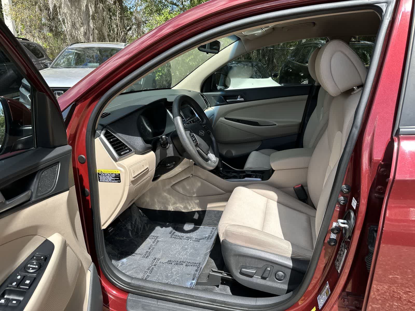 Thumbnail: 2017 Hyundai Tucson - 10