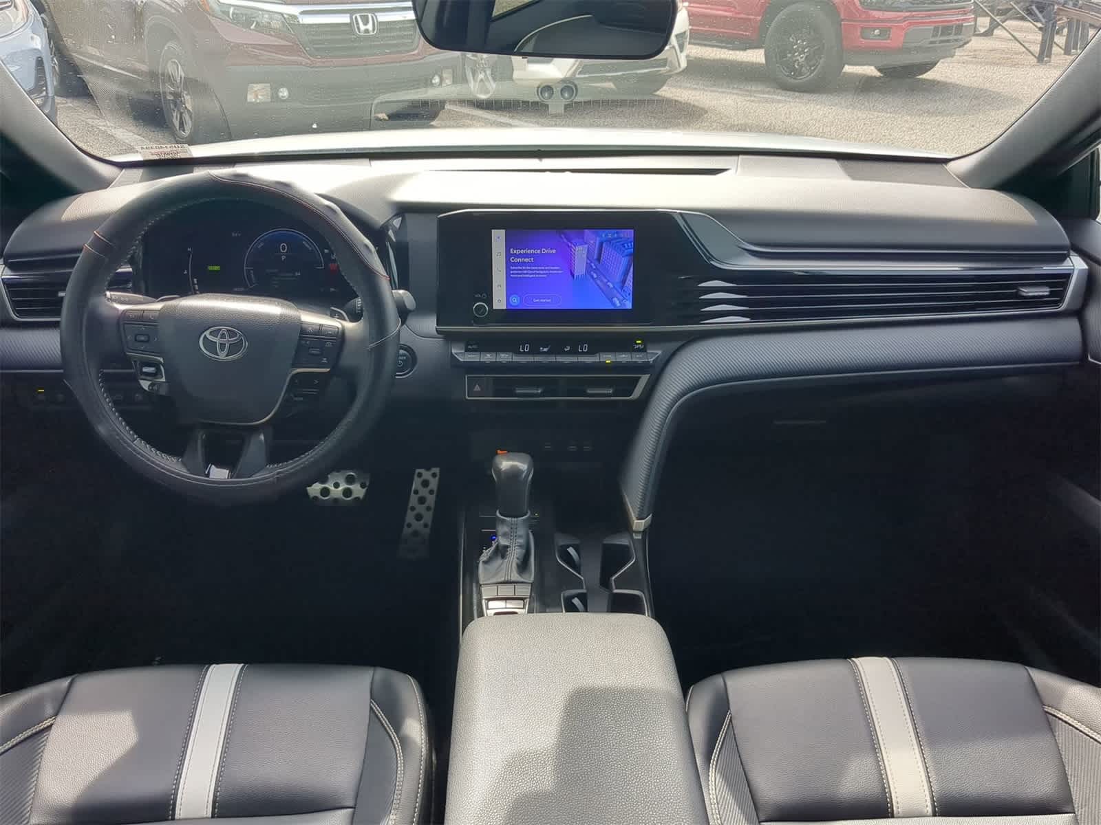 Thumbnail: 2025 Toyota Camry - 14