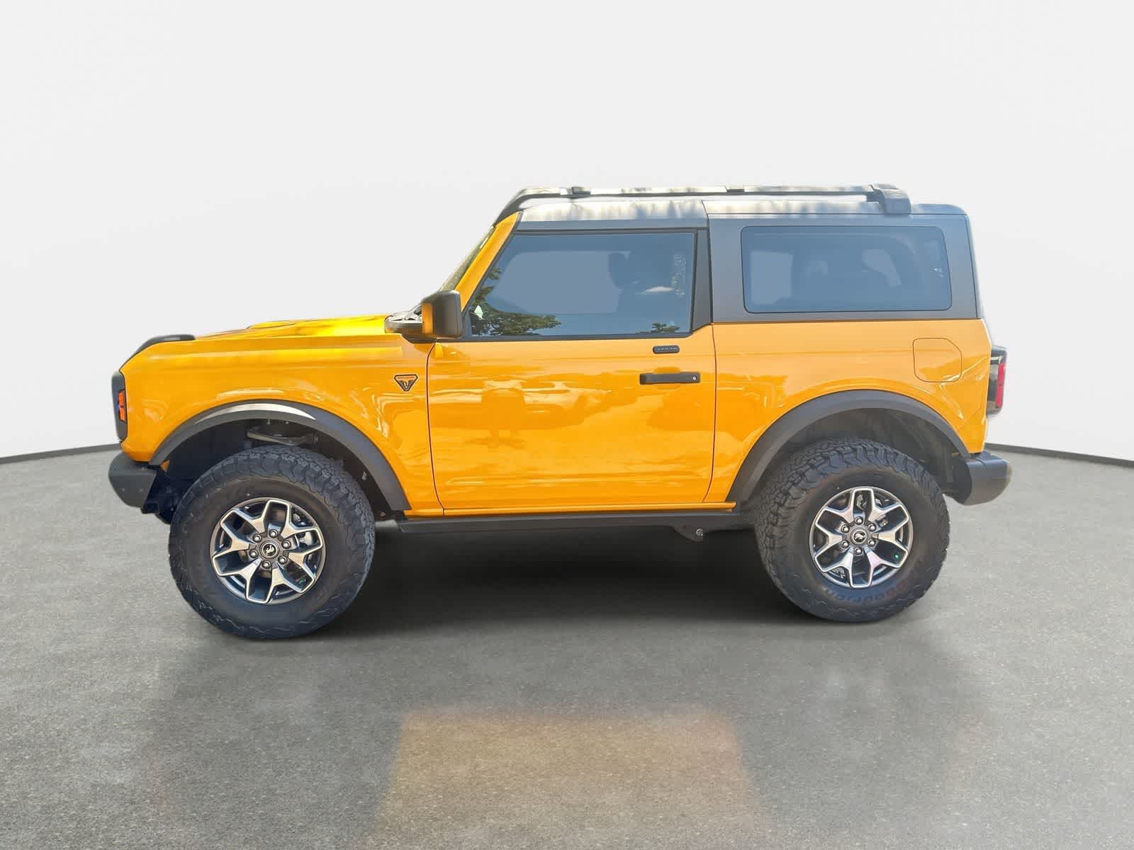 Thumbnail: 2021 Ford Bronco - 3