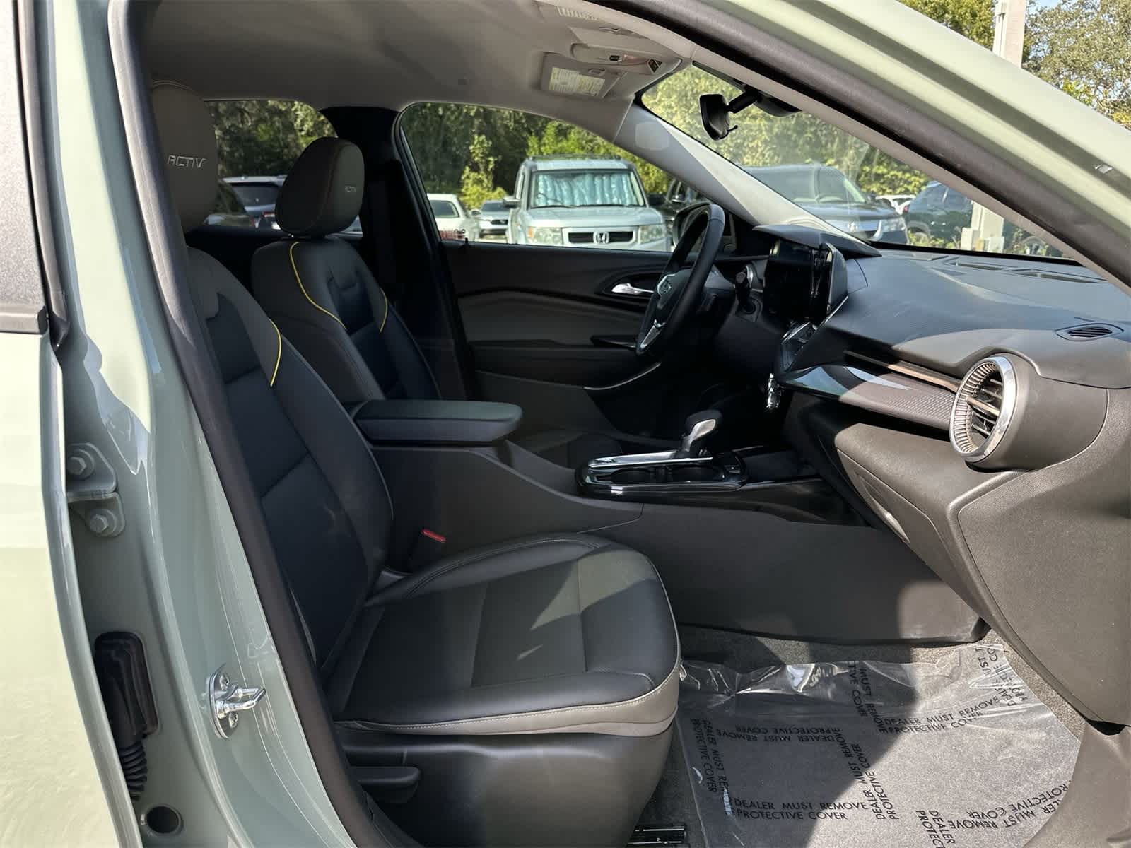 Thumbnail: 2025 Chevrolet Trax - 20