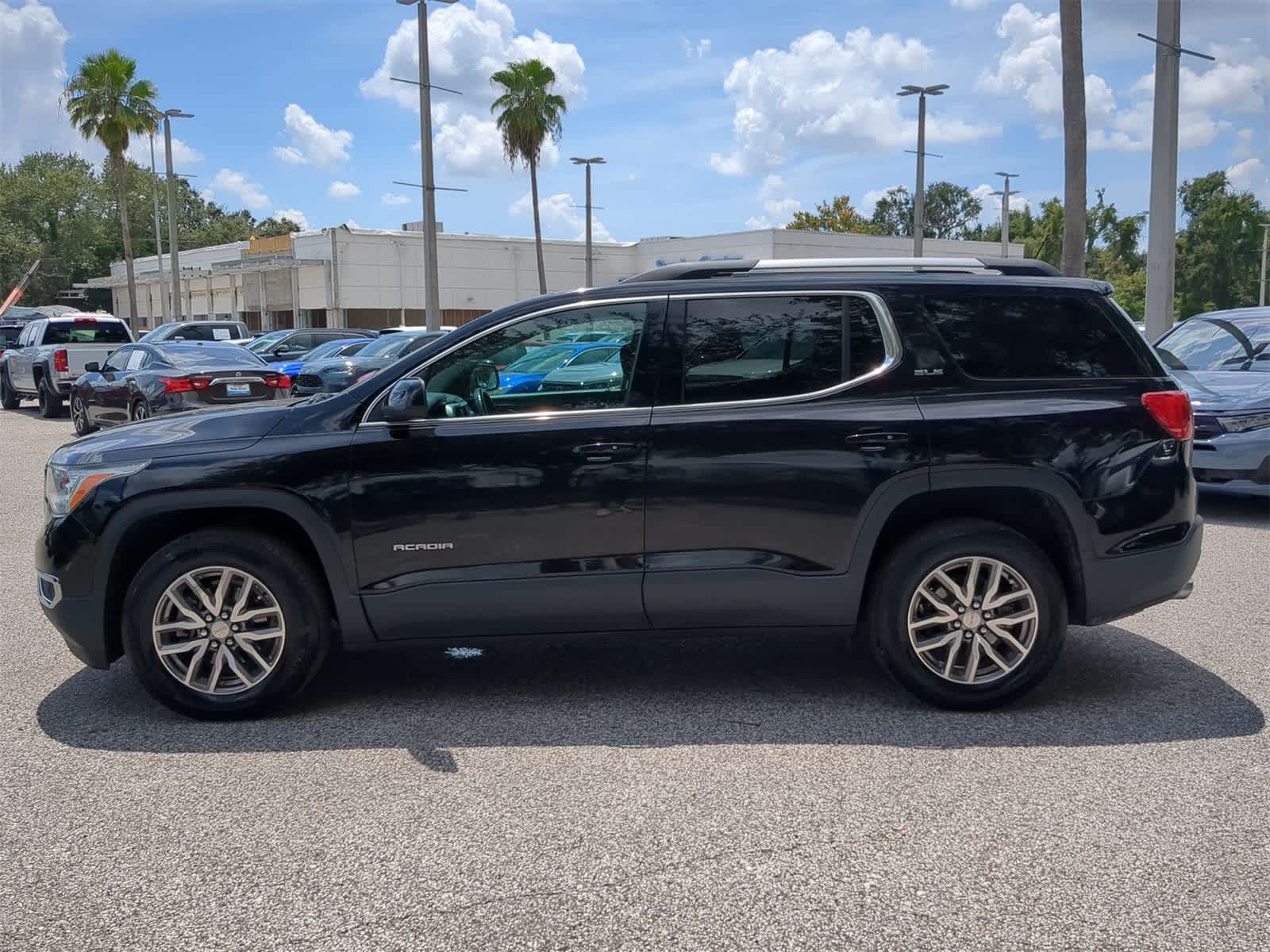 Thumbnail: 2018 GMC Acadia - 3