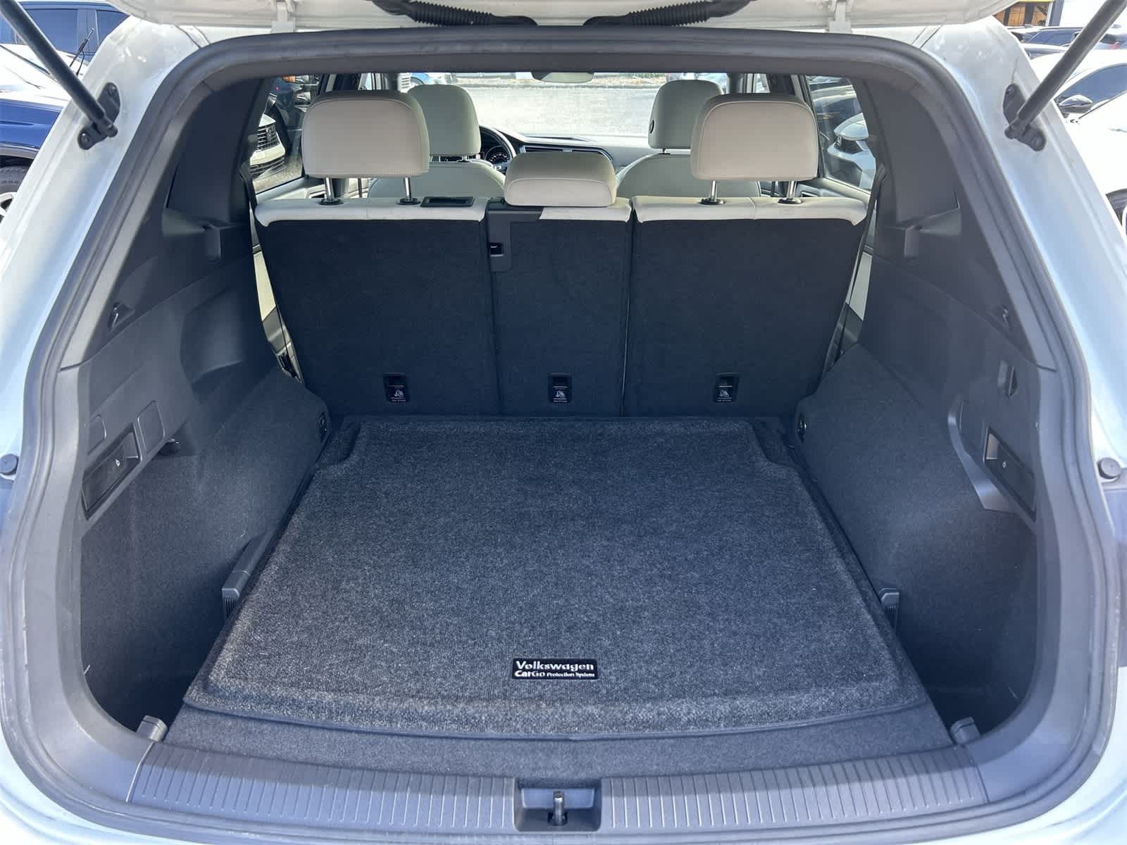 Thumbnail: 2021 Volkswagen Tiguan - 19