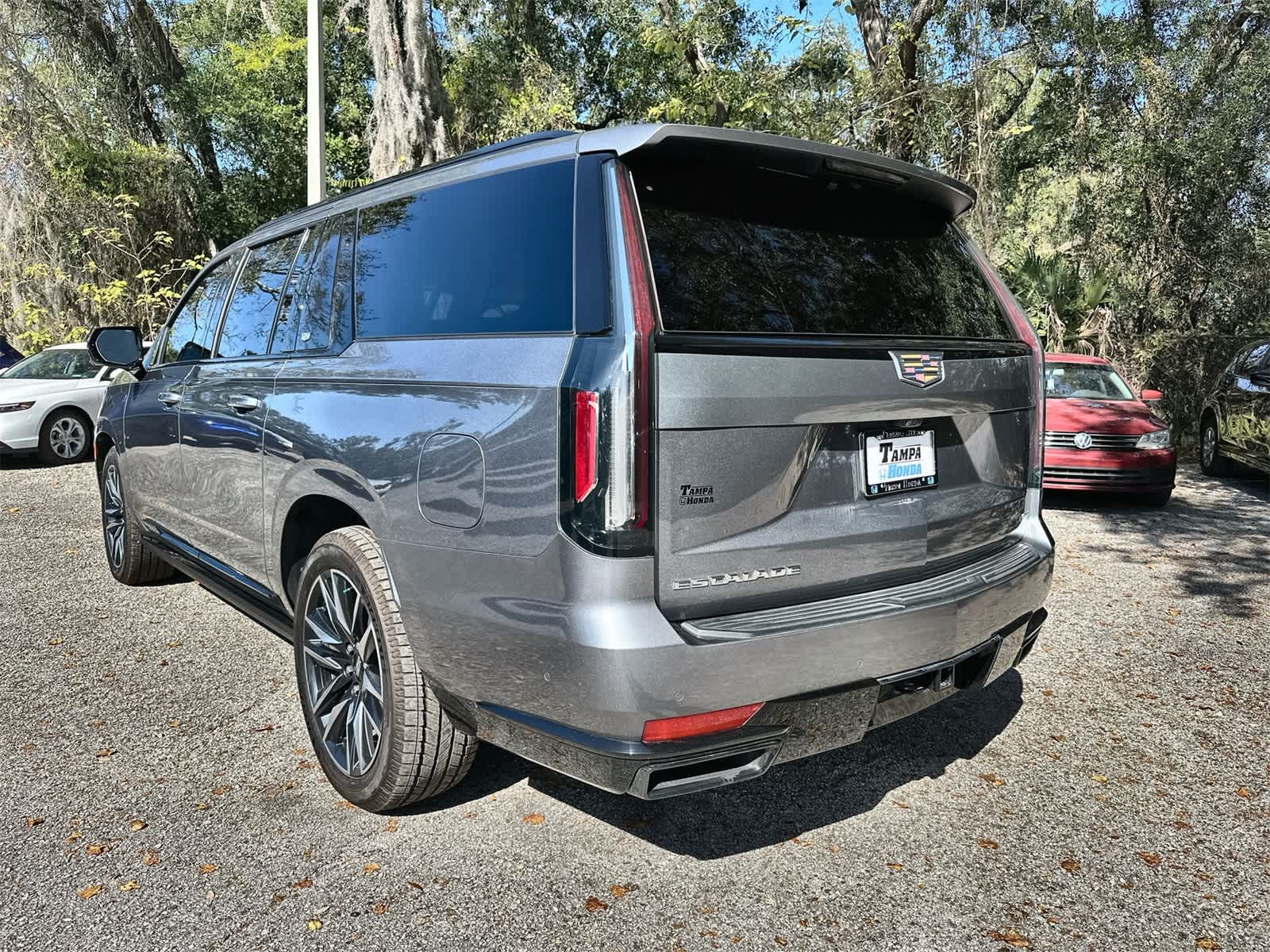 Thumbnail: 2021 Cadillac Escalade - 4