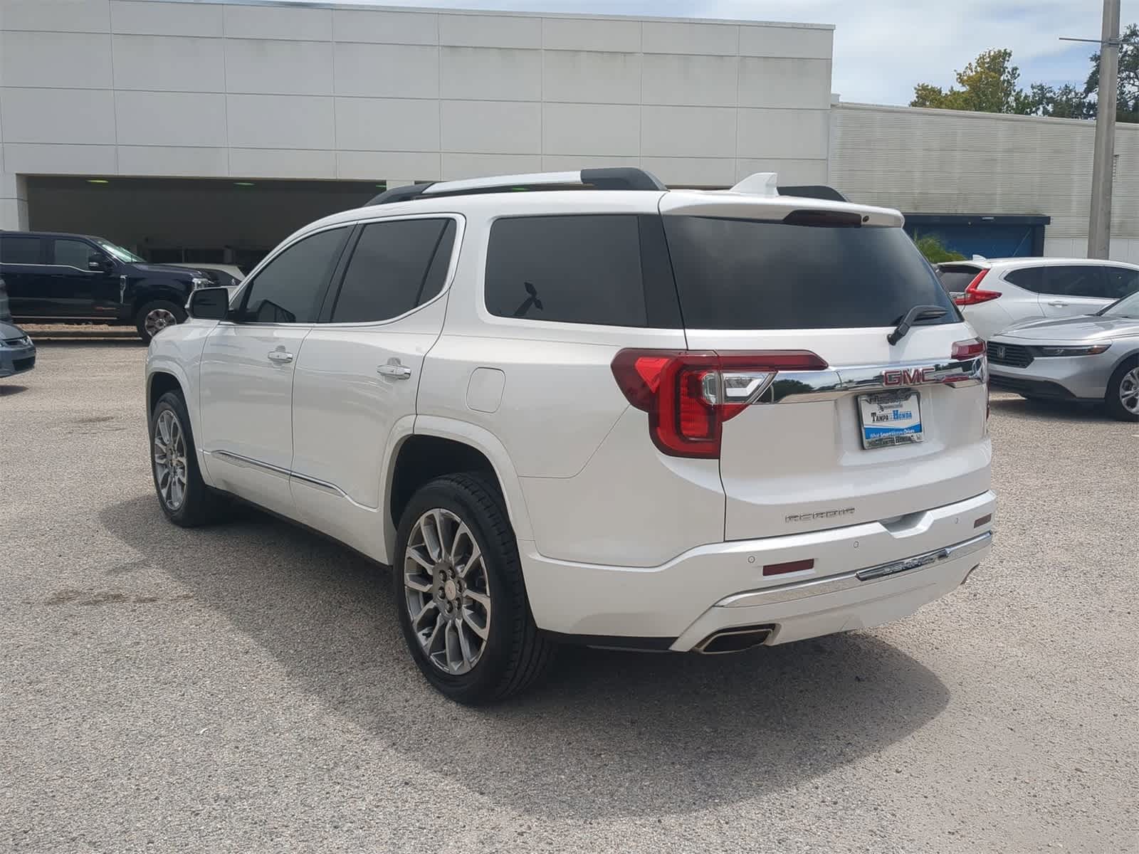 Thumbnail: 2022 GMC Acadia - 5
